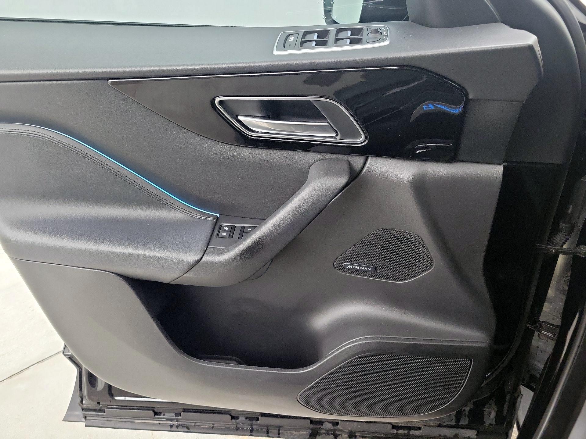 Thumbnail: 2020 Jaguar F-Pace - 12