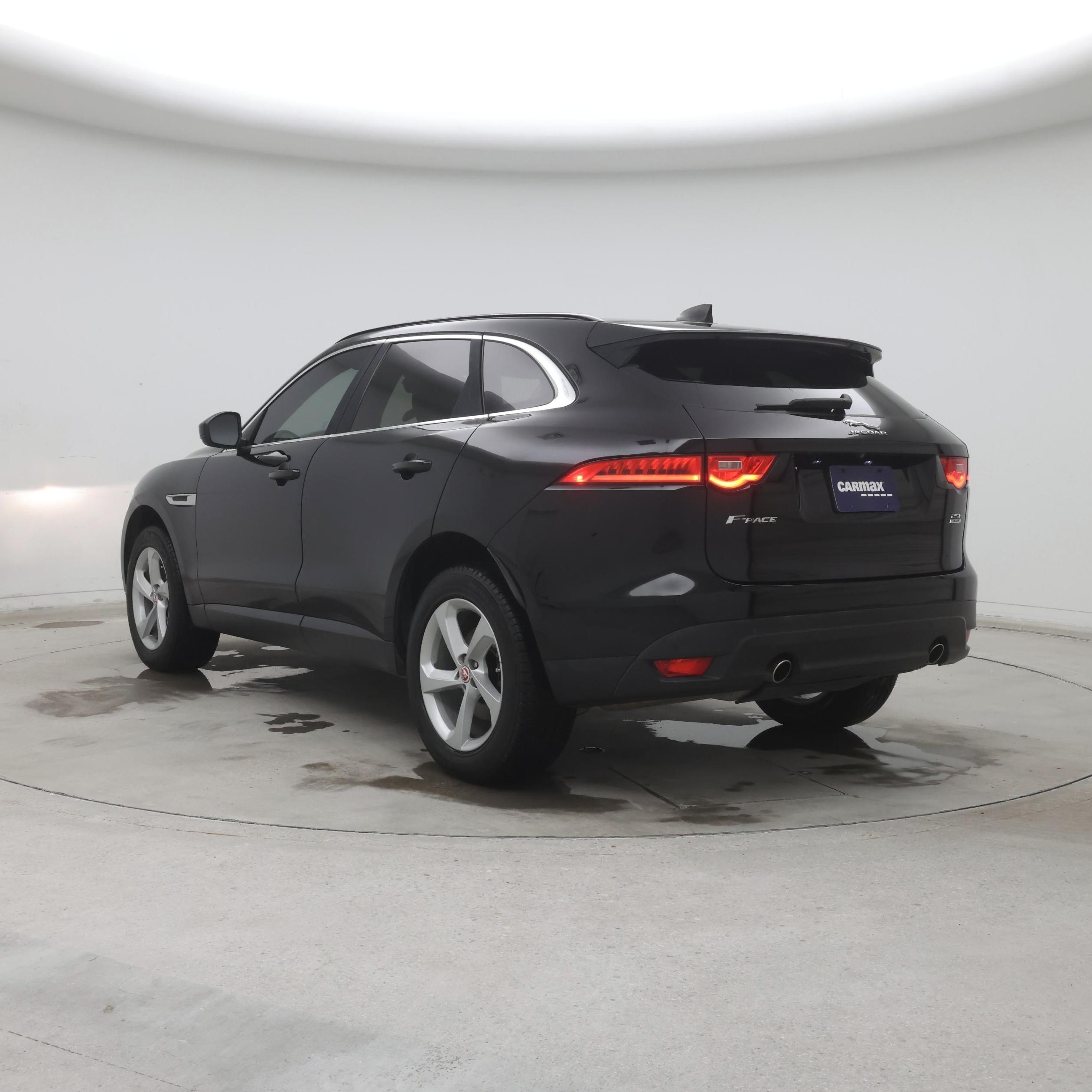 Thumbnail: 2020 Jaguar F-Pace - 2