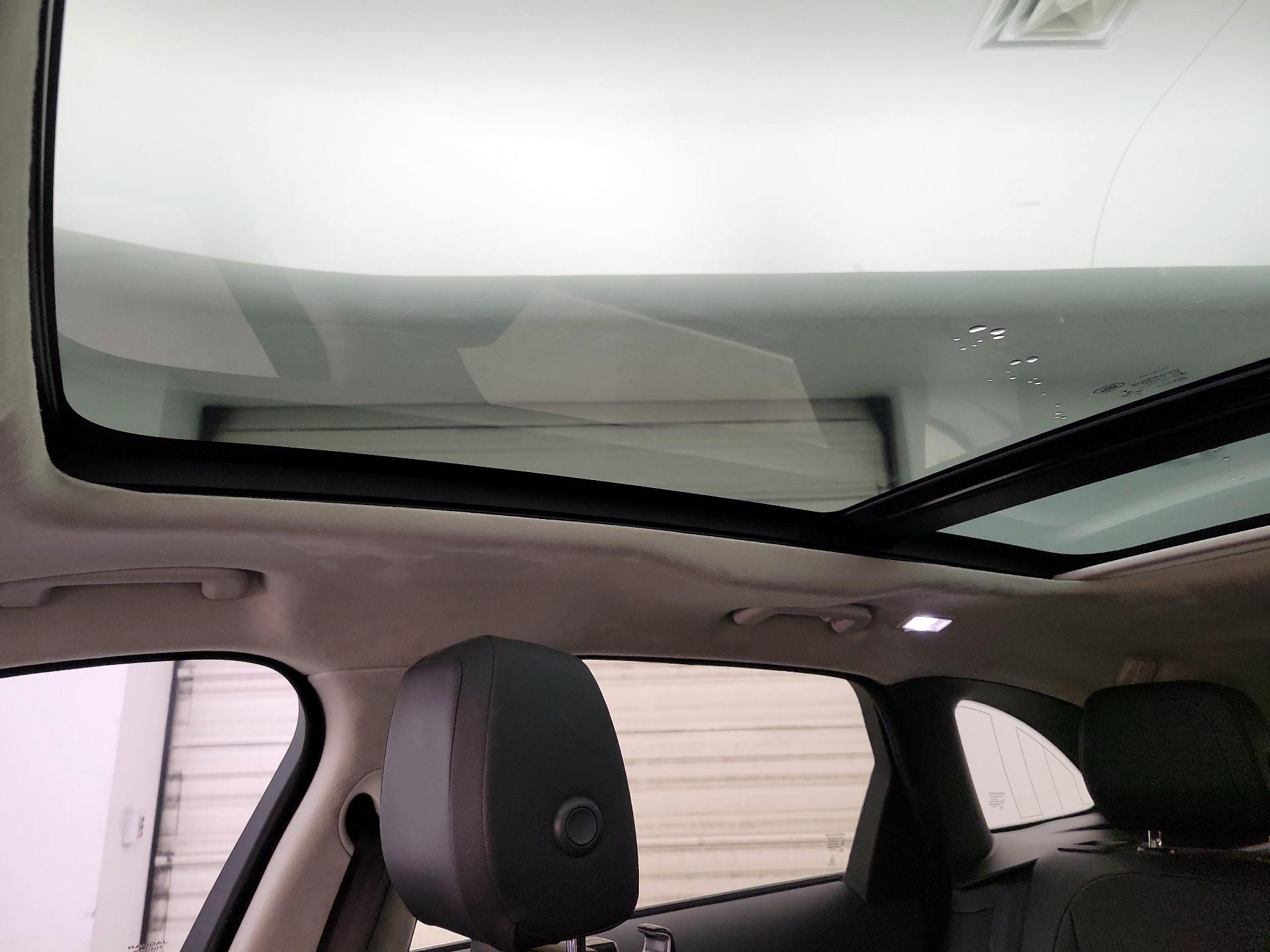 Thumbnail: 2020 Jaguar F-Pace - 20