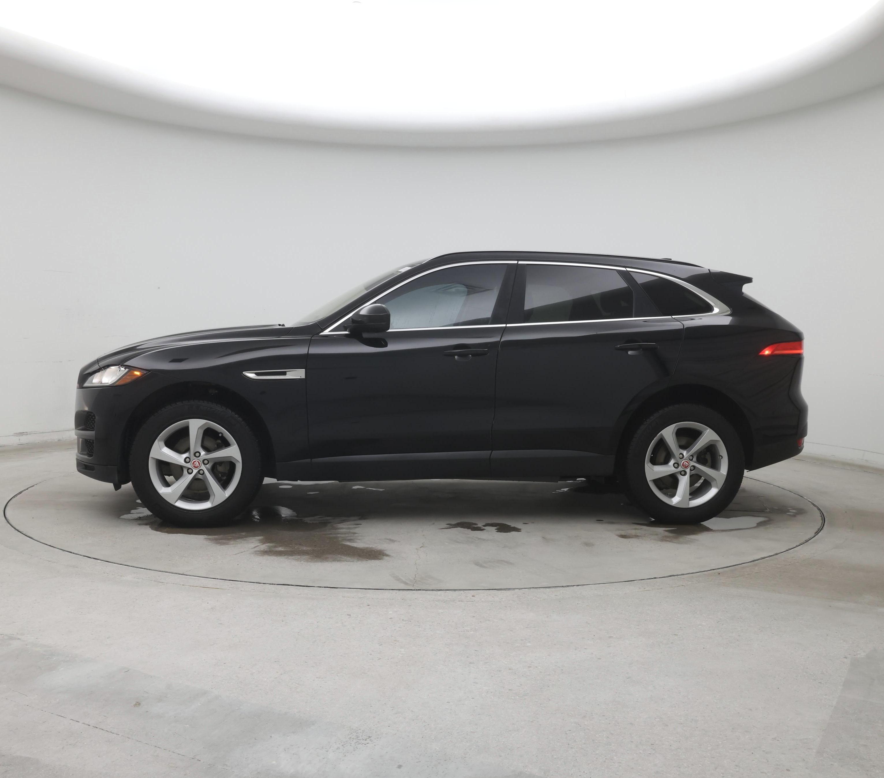 Thumbnail: 2020 Jaguar F-Pace - 3