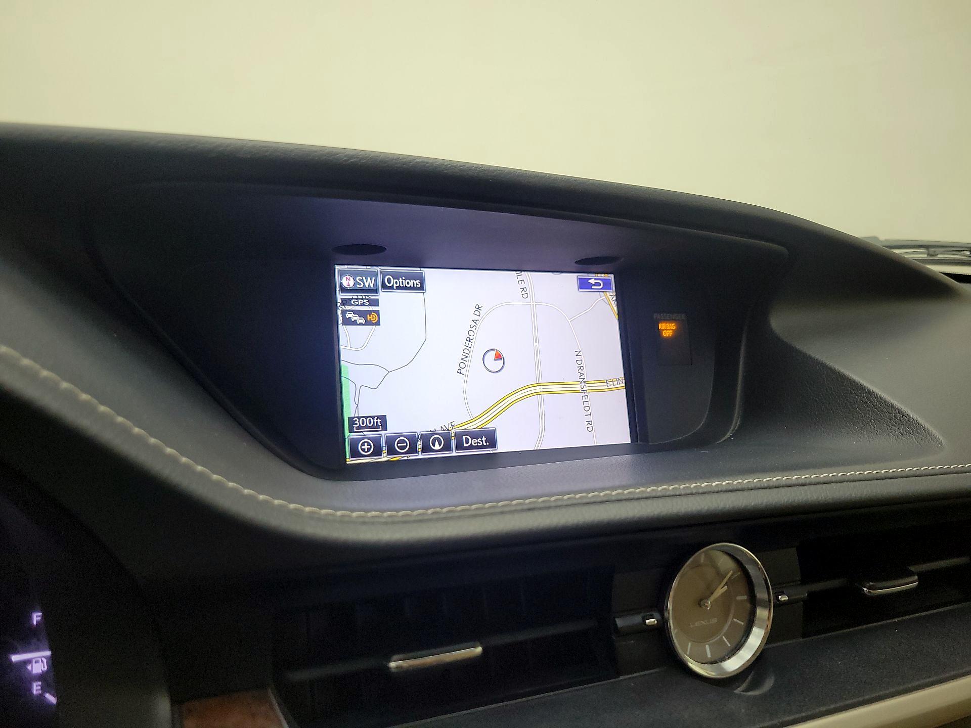 Thumbnail: 2015 Lexus ES - 14