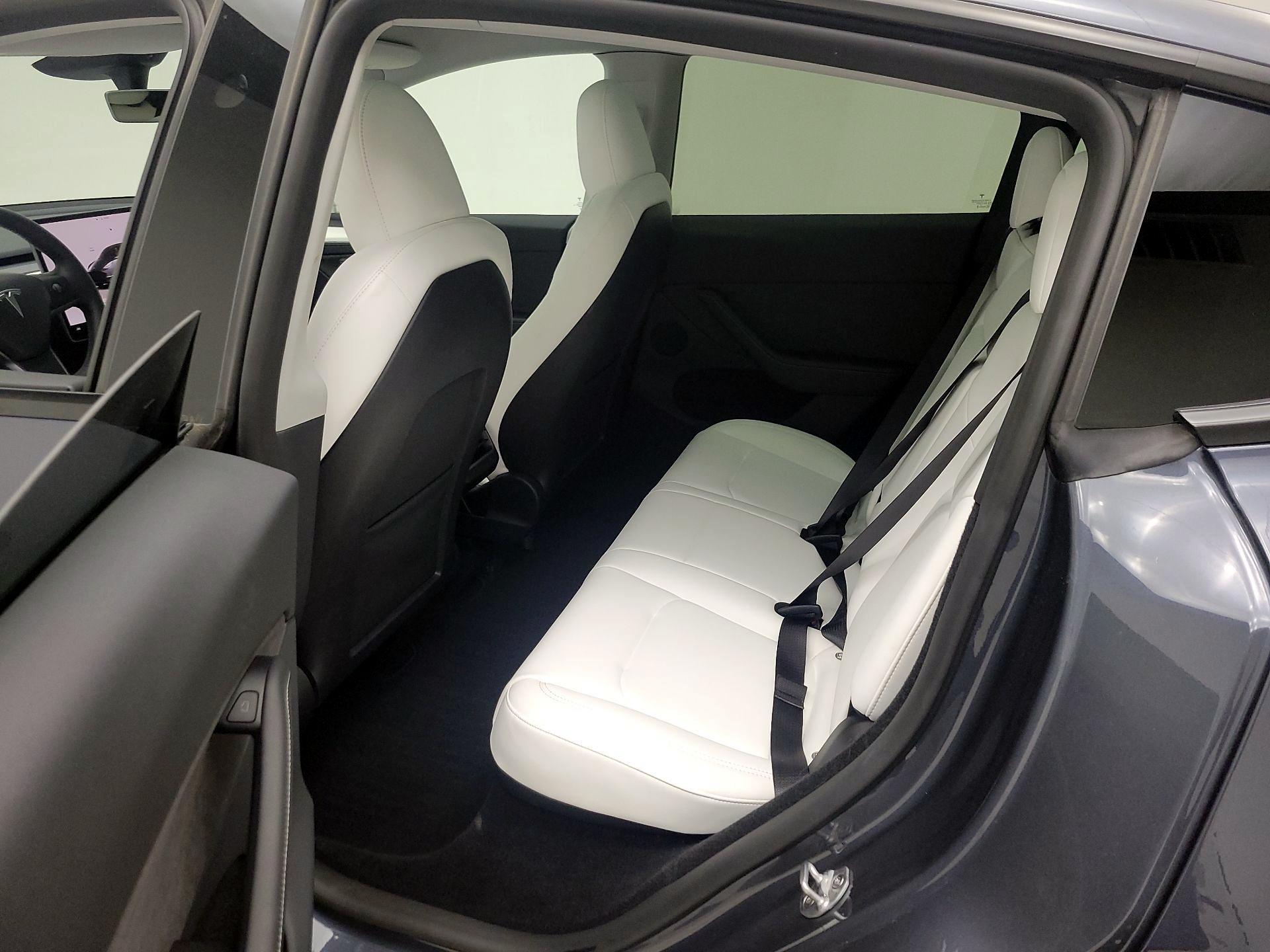 Thumbnail: 2023 Tesla Model Y - 19