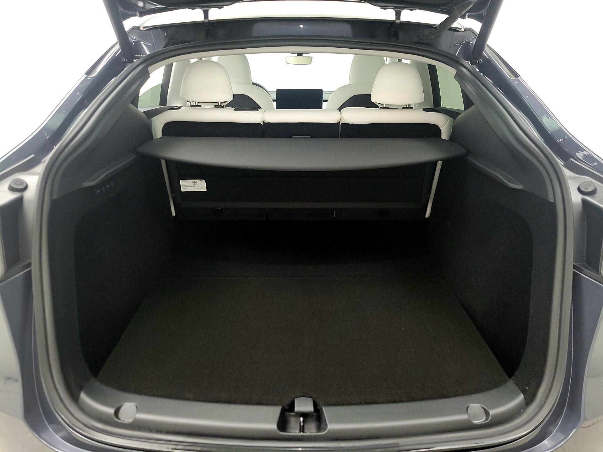 Thumbnail: 2023 Tesla Model Y - 20