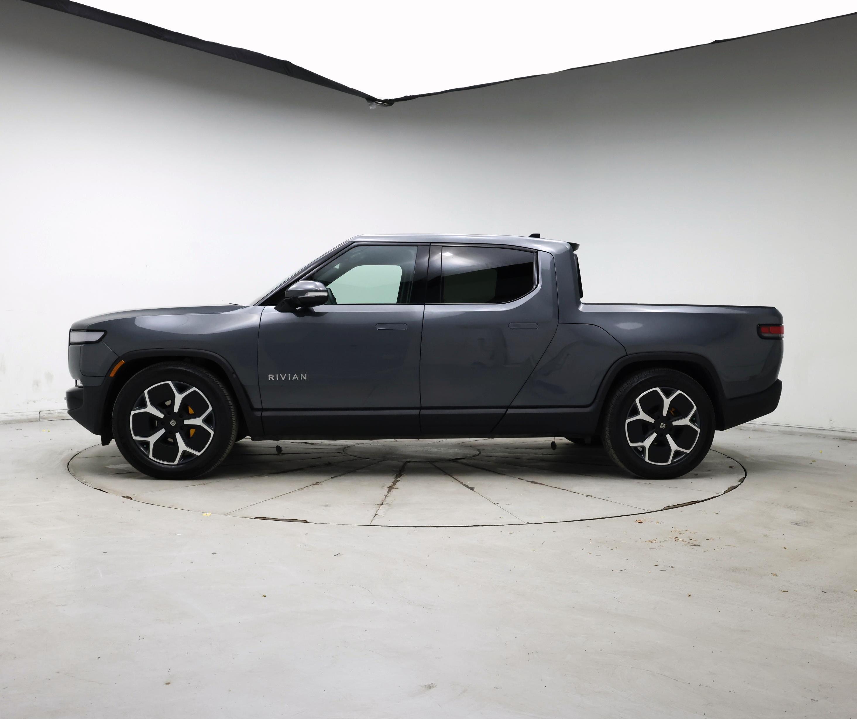 Thumbnail: 2022 Rivian R1T - 3