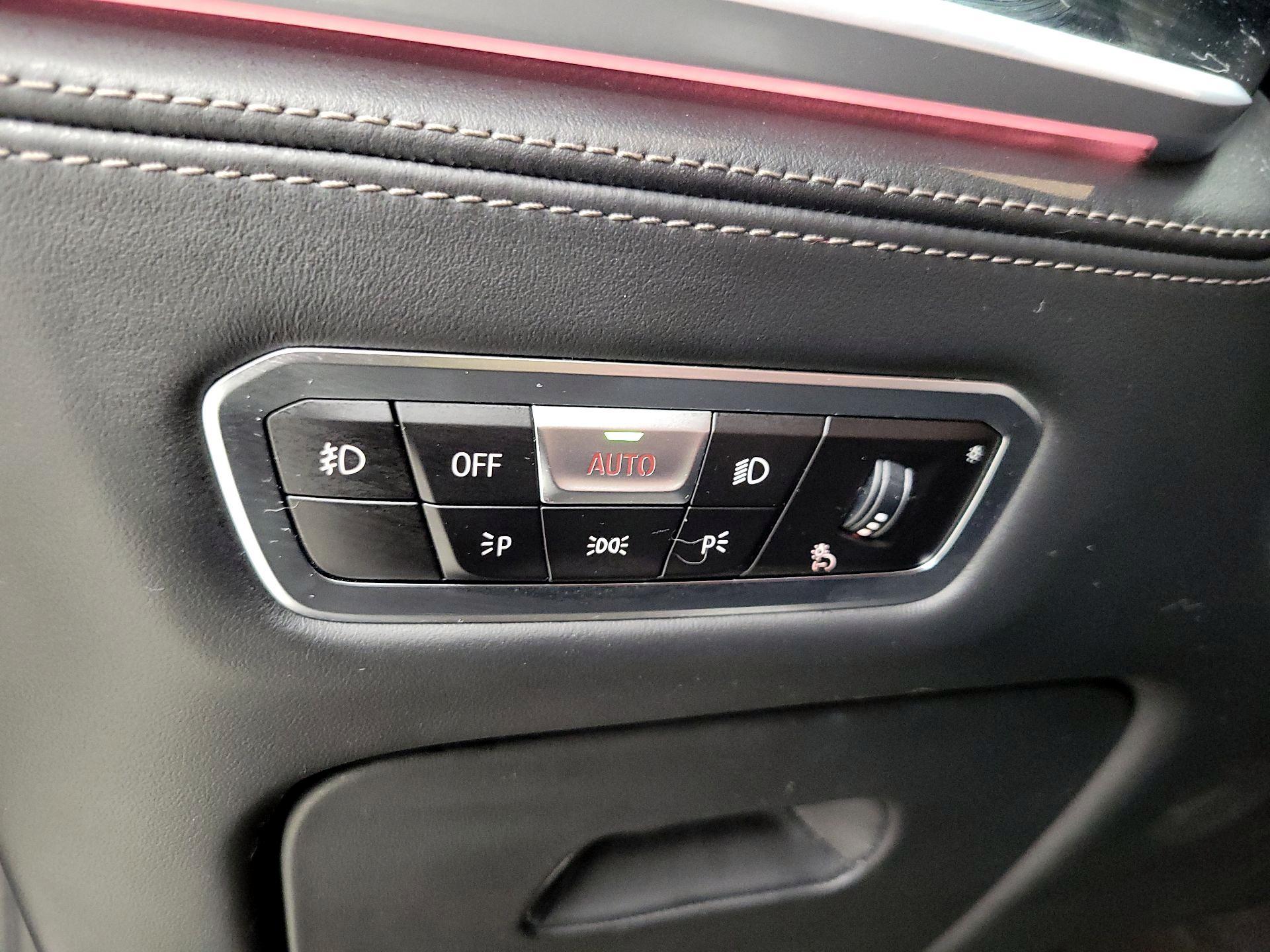 Thumbnail: 2020 BMW X7 - 13