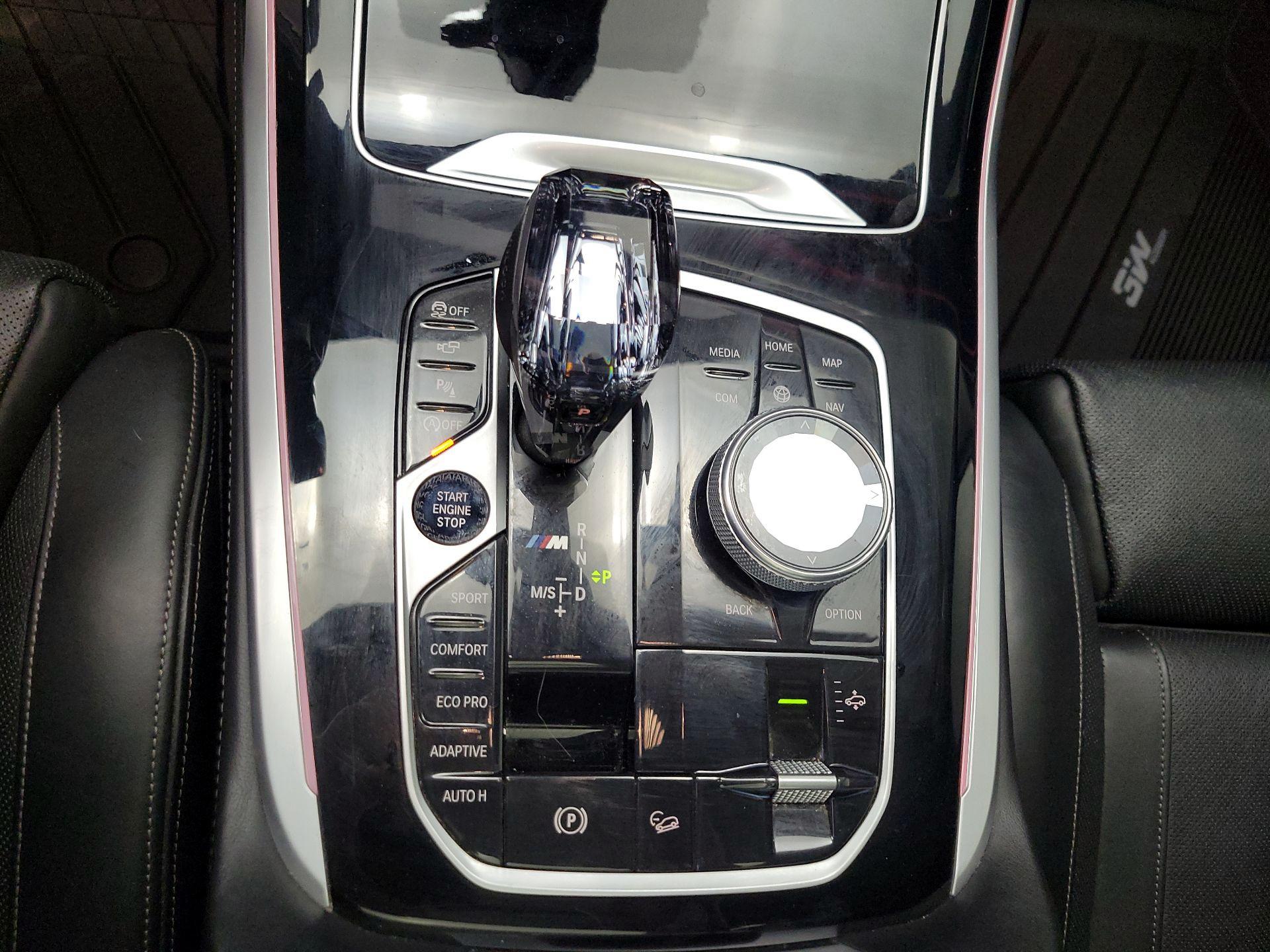 Thumbnail: 2020 BMW X7 - 18