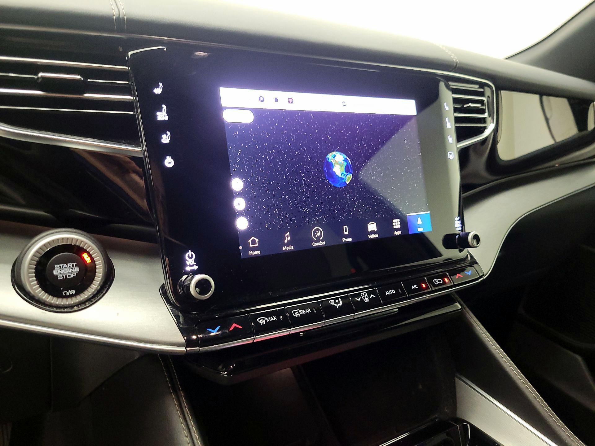 Thumbnail: 2023 Jeep Wagoneer - 14