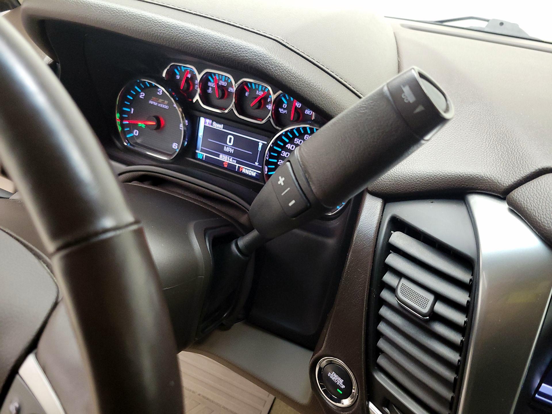 Thumbnail: 2015 Chevrolet Tahoe - 18