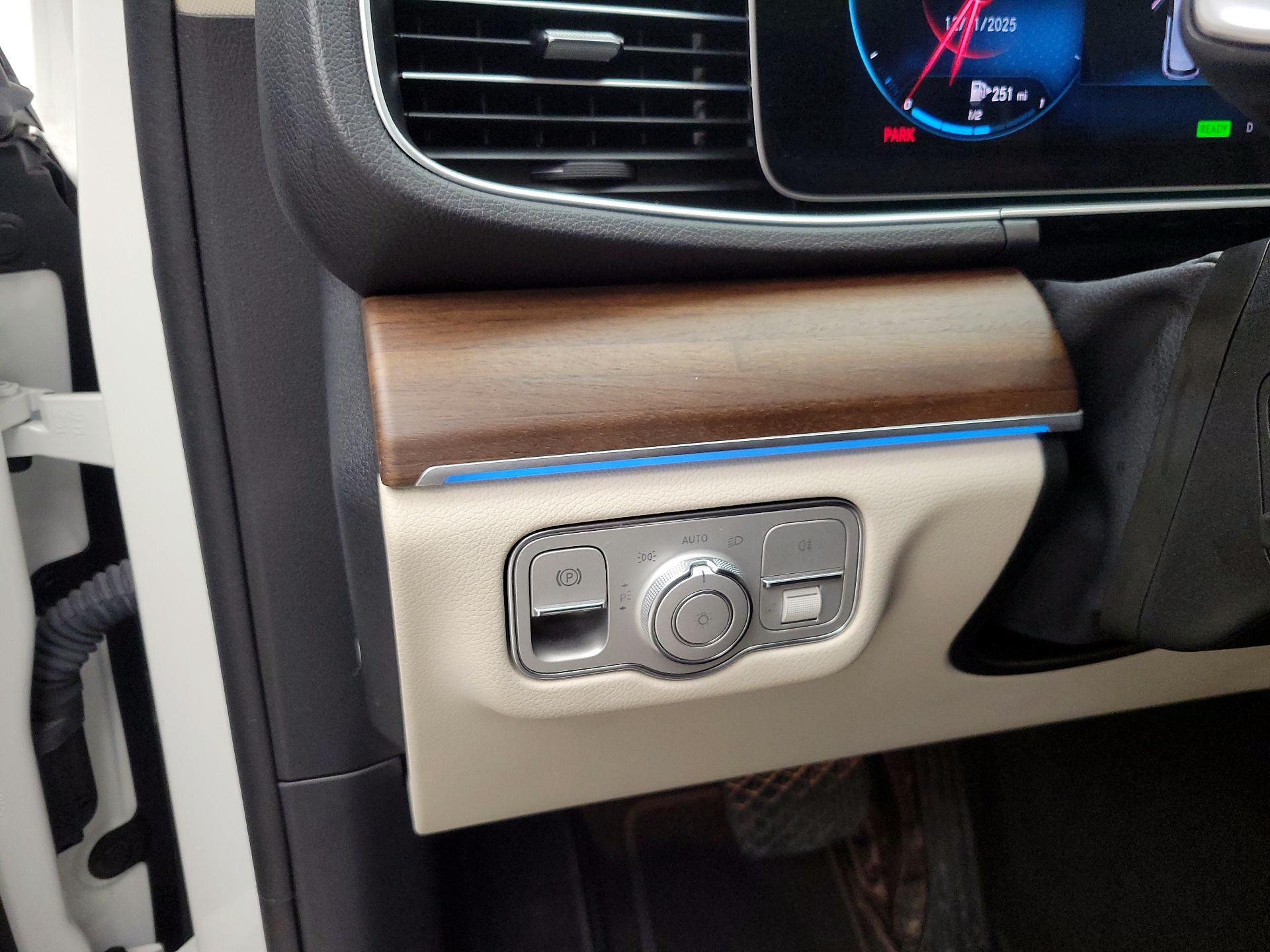 Thumbnail: 2023 Mercedes-Benz GLE - 13