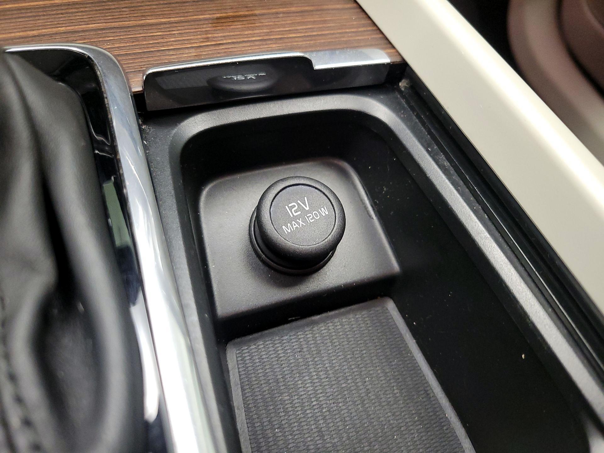 Thumbnail: 2021 Volvo XC60 - 19