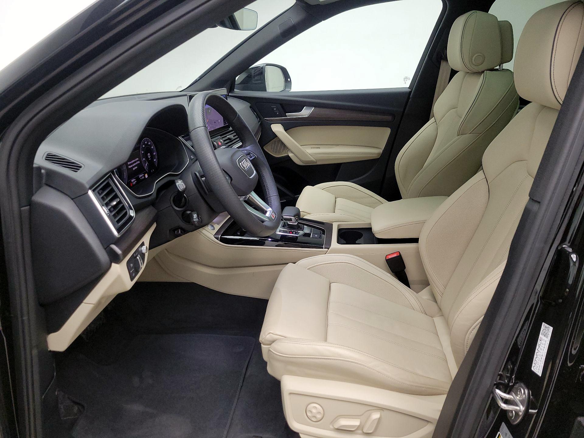 Thumbnail: 2025 Audi Q5 - 11