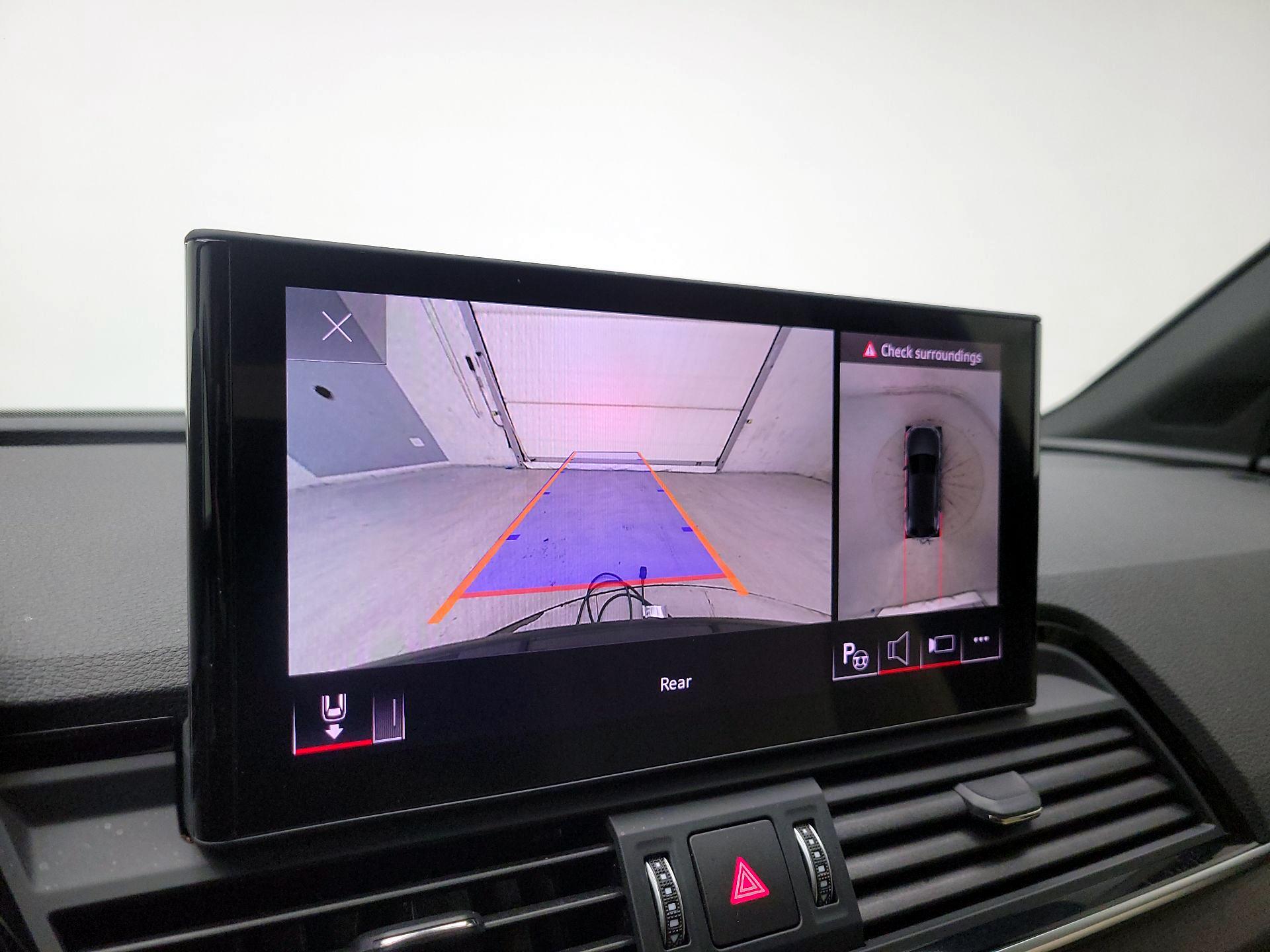 Thumbnail: 2025 Audi Q5 - 15