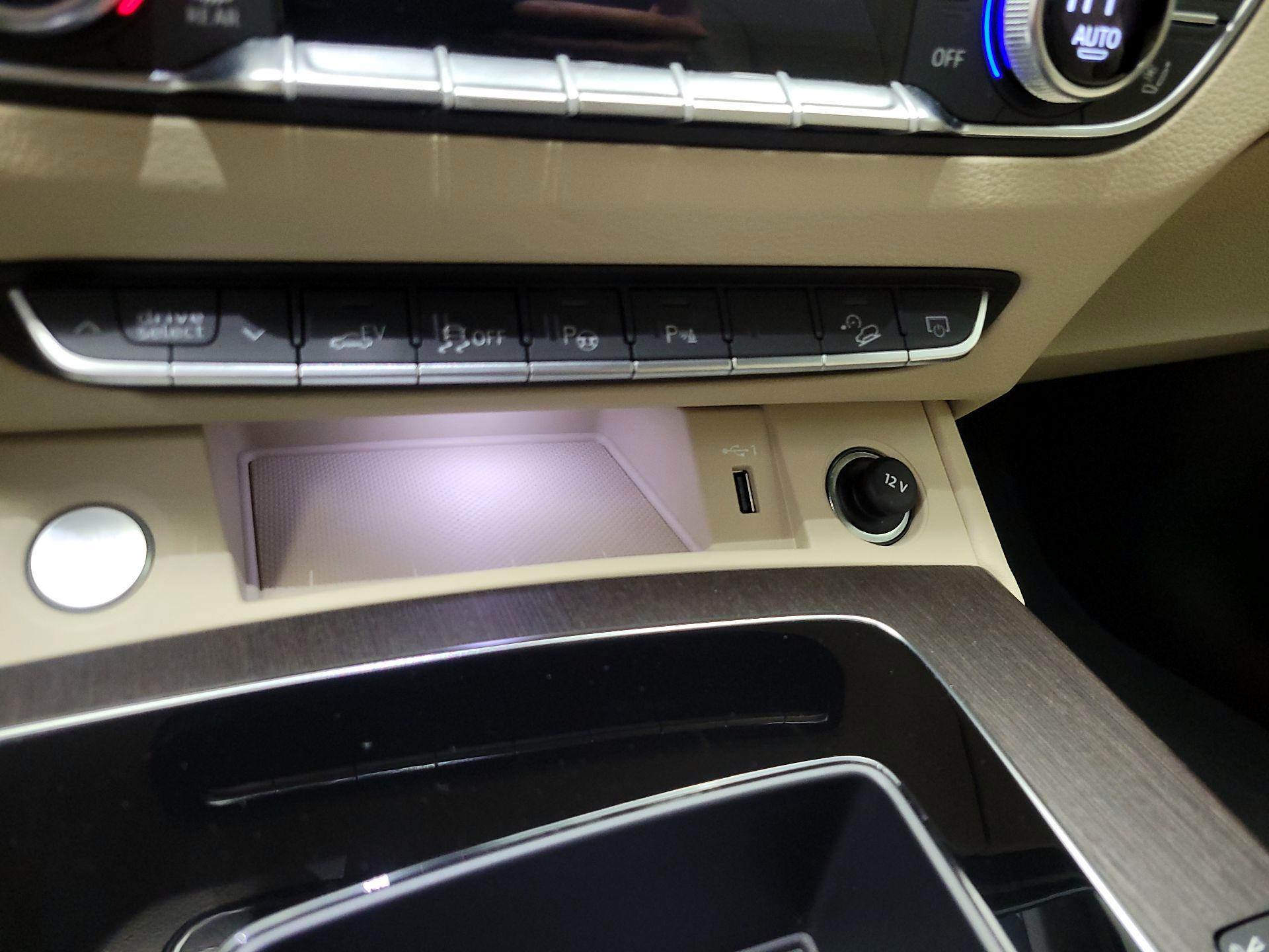 Thumbnail: 2025 Audi Q5 - 19