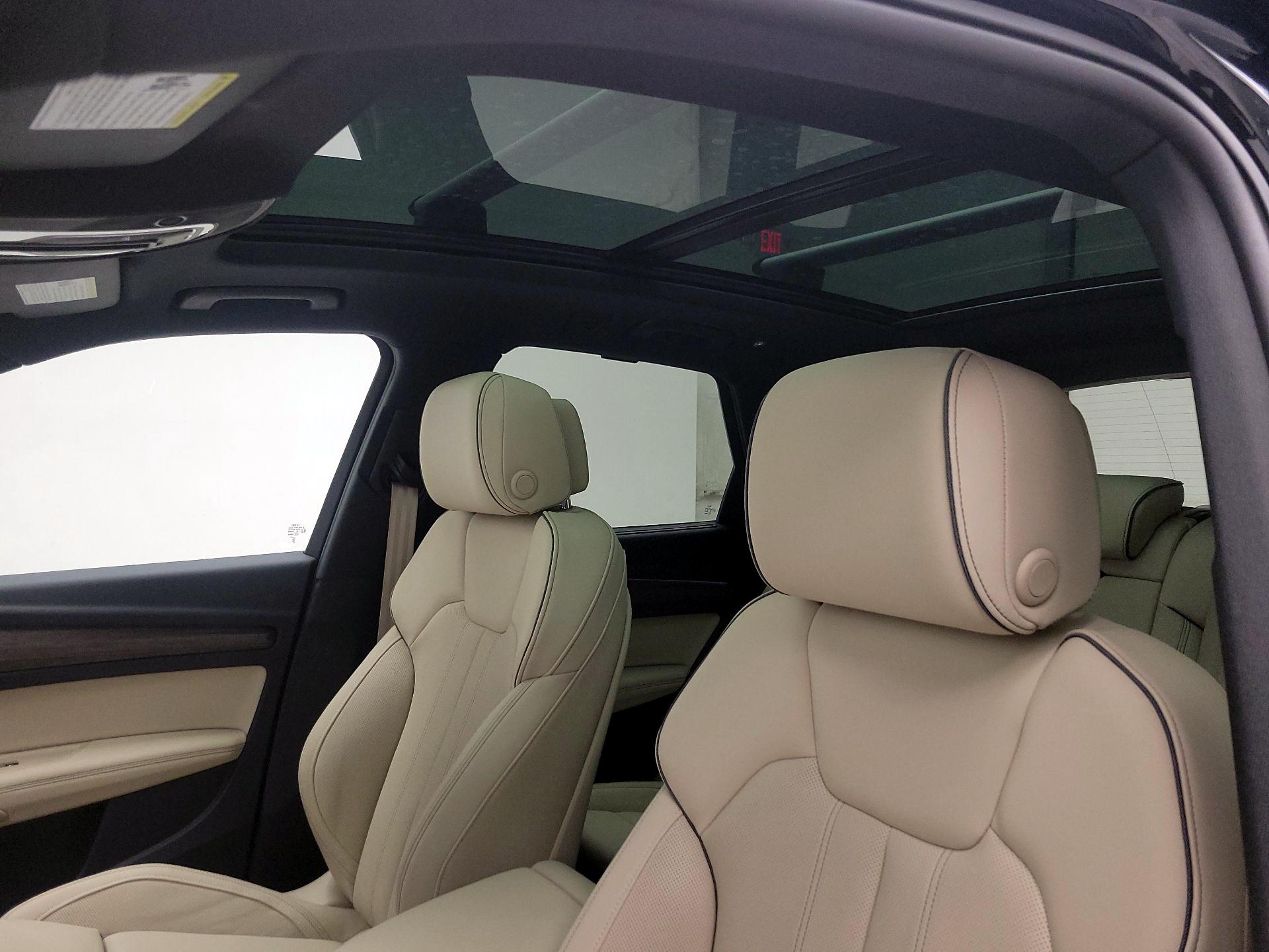 Thumbnail: 2025 Audi Q5 - 20