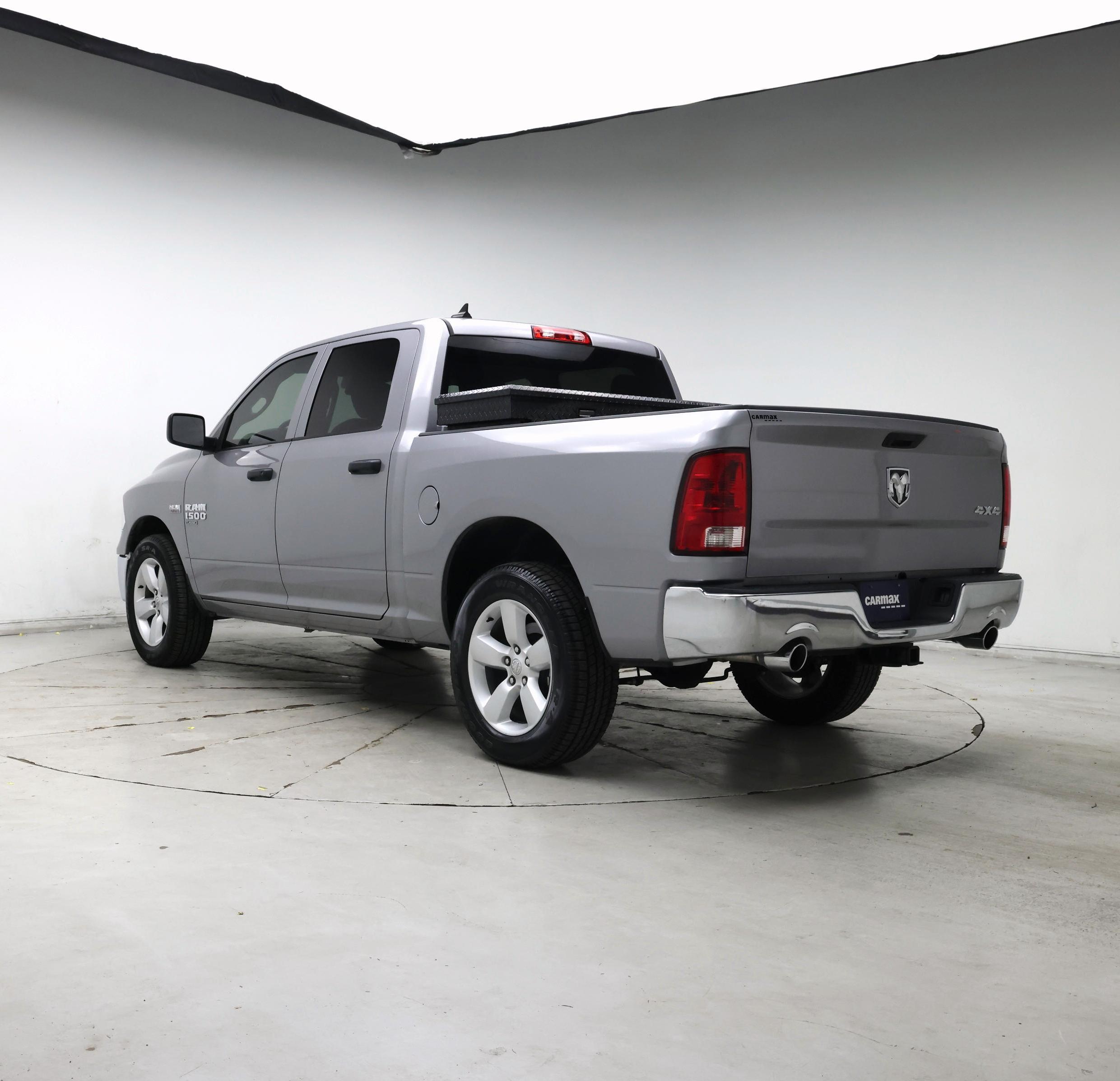 Thumbnail: 2024 RAM 1500 Classic - 2