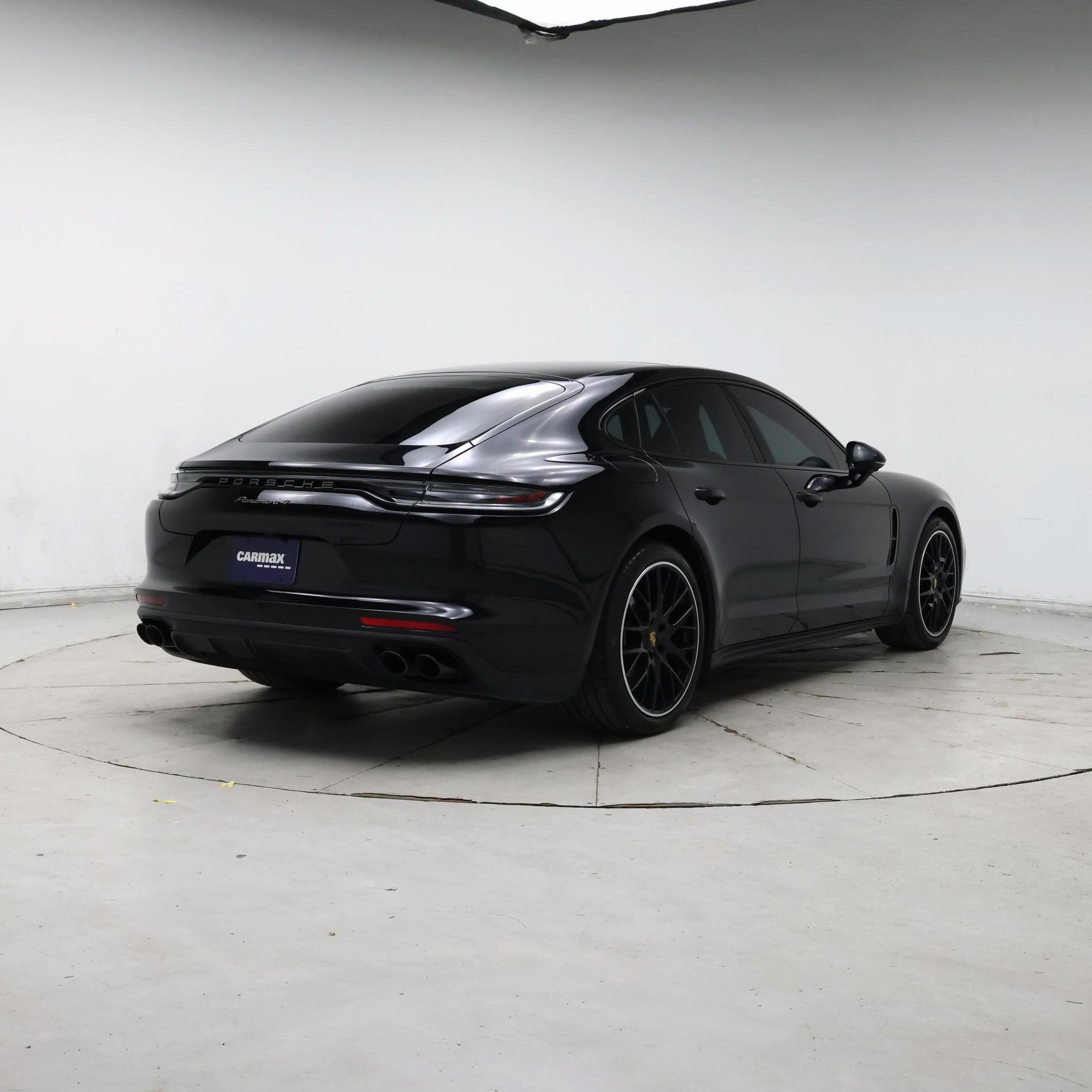 Thumbnail: 2022 Porsche Panamera - 8