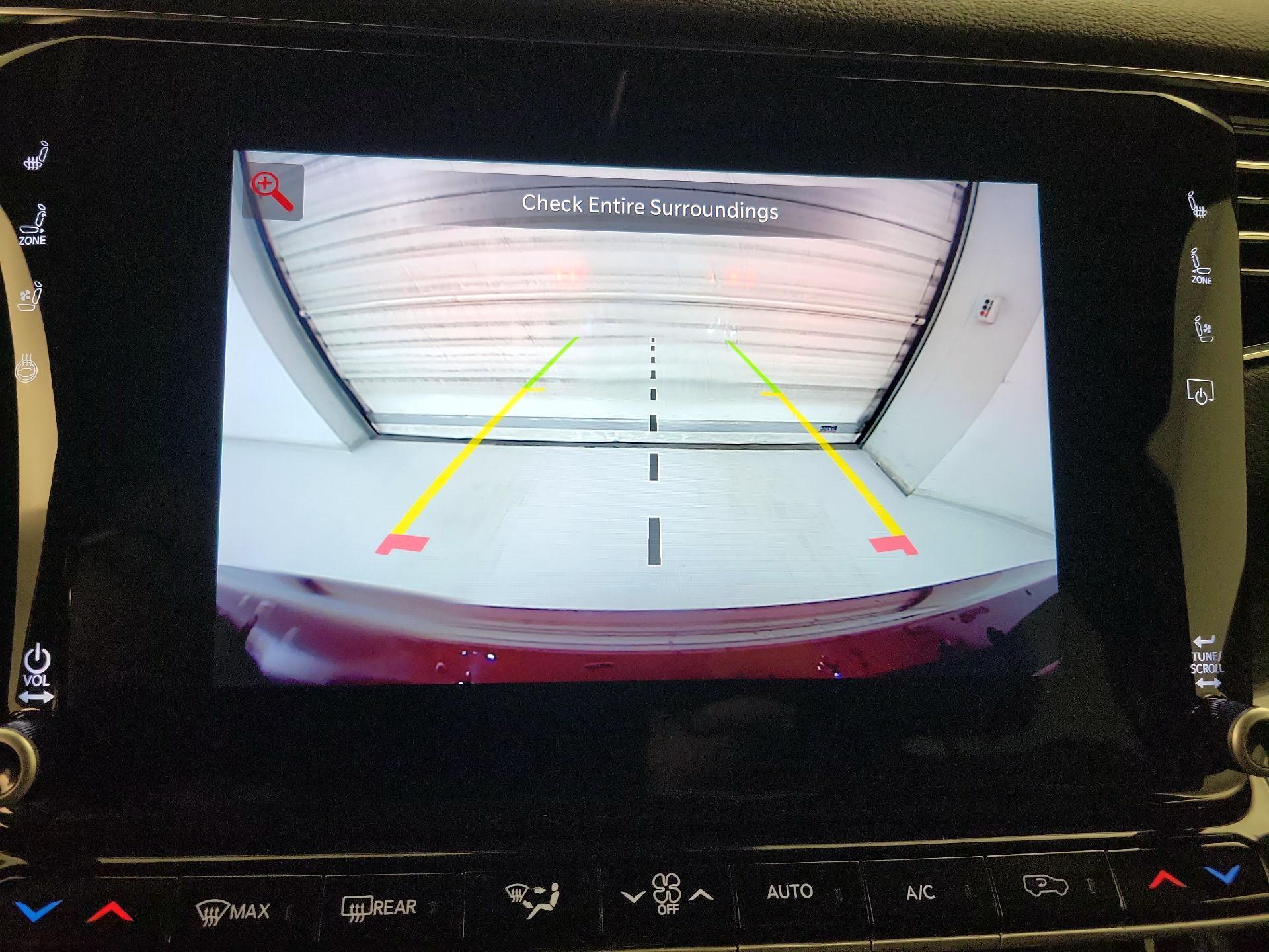 Thumbnail: 2022 Jeep Wagoneer - 15