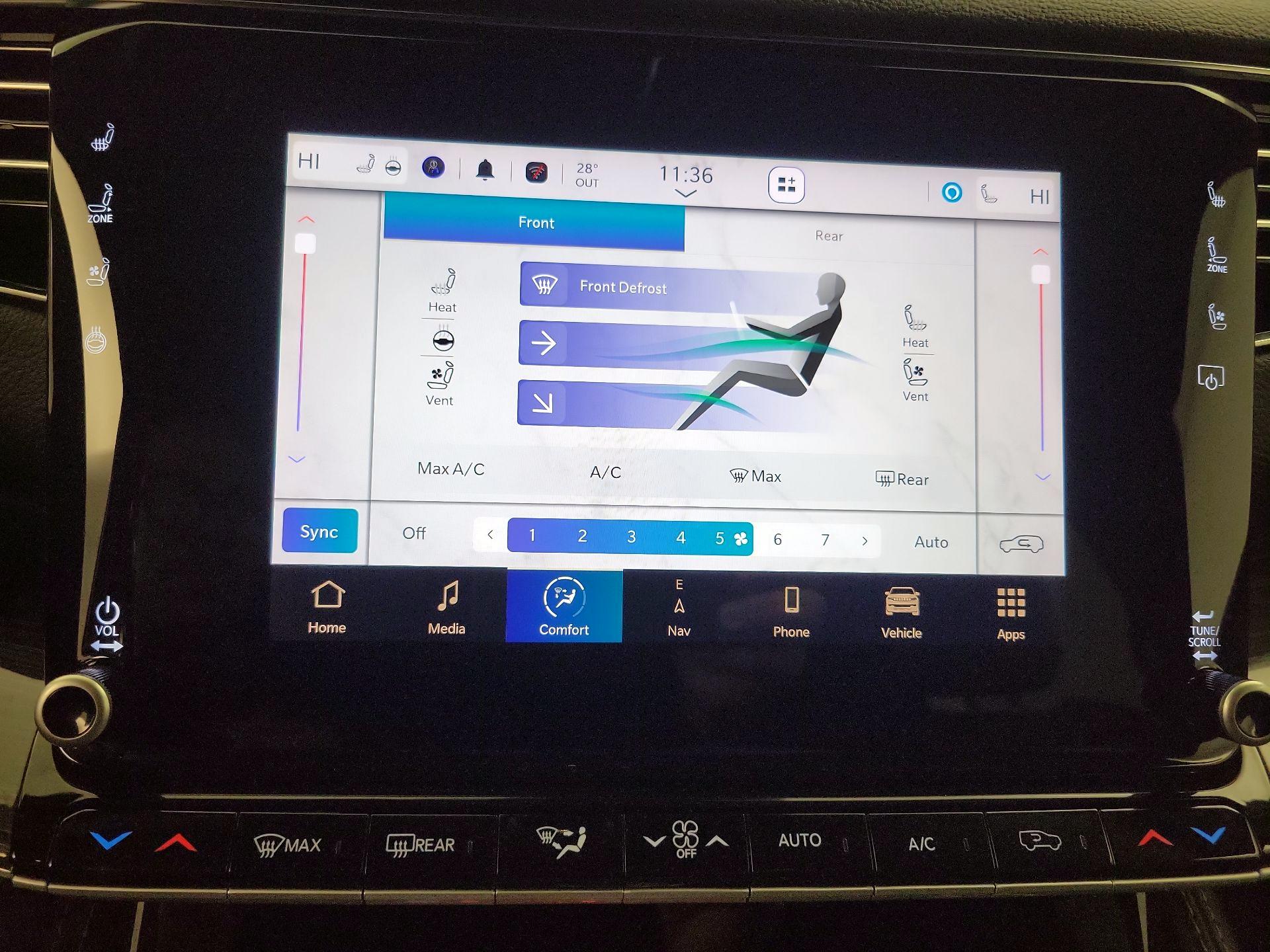 Thumbnail: 2022 Jeep Wagoneer - 17