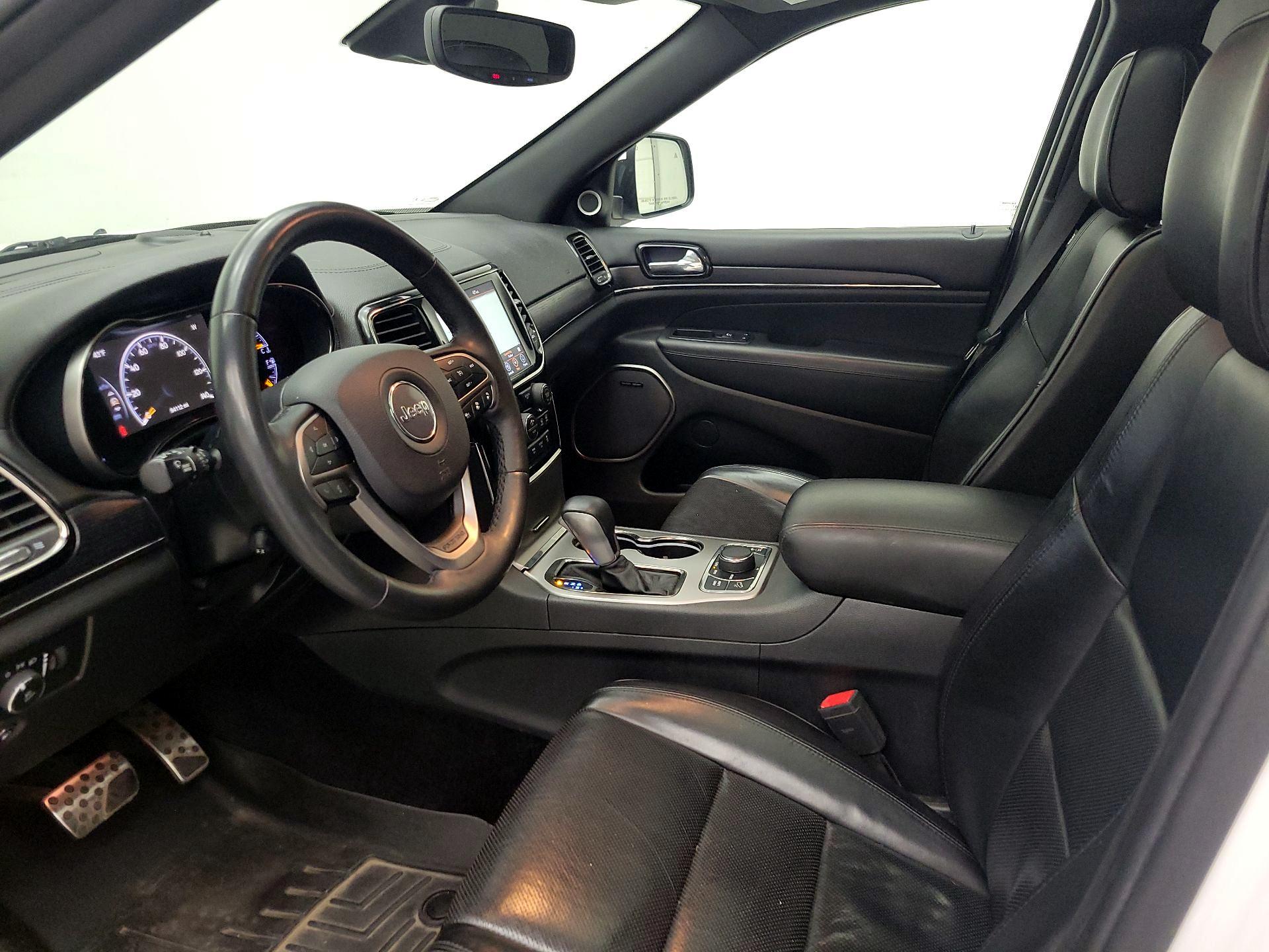 Thumbnail: 2019 Jeep Grand Cherokee - 11