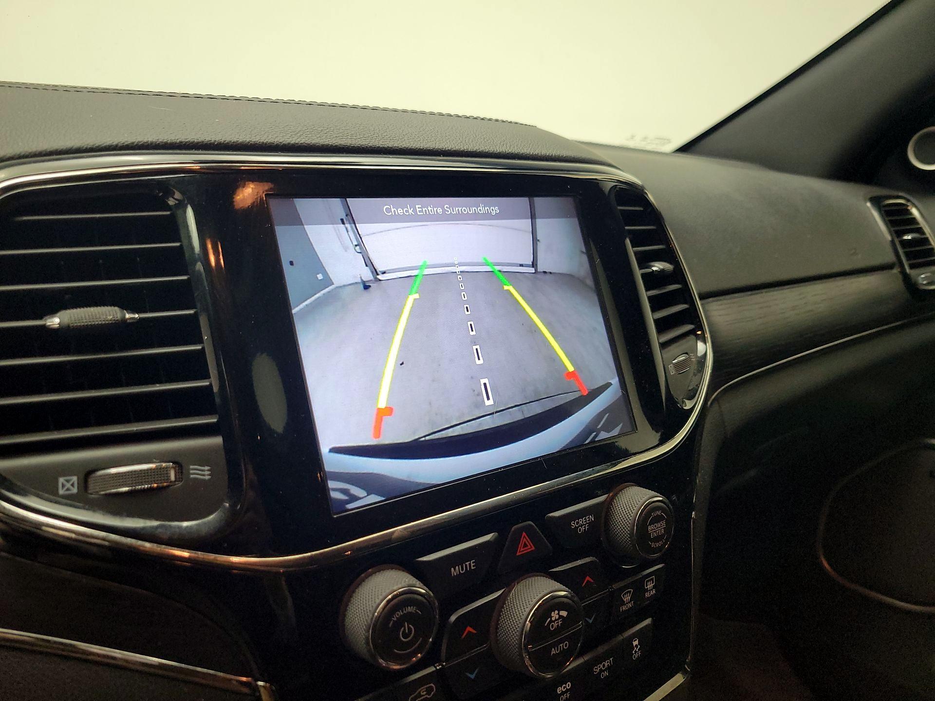 Thumbnail: 2019 Jeep Grand Cherokee - 15