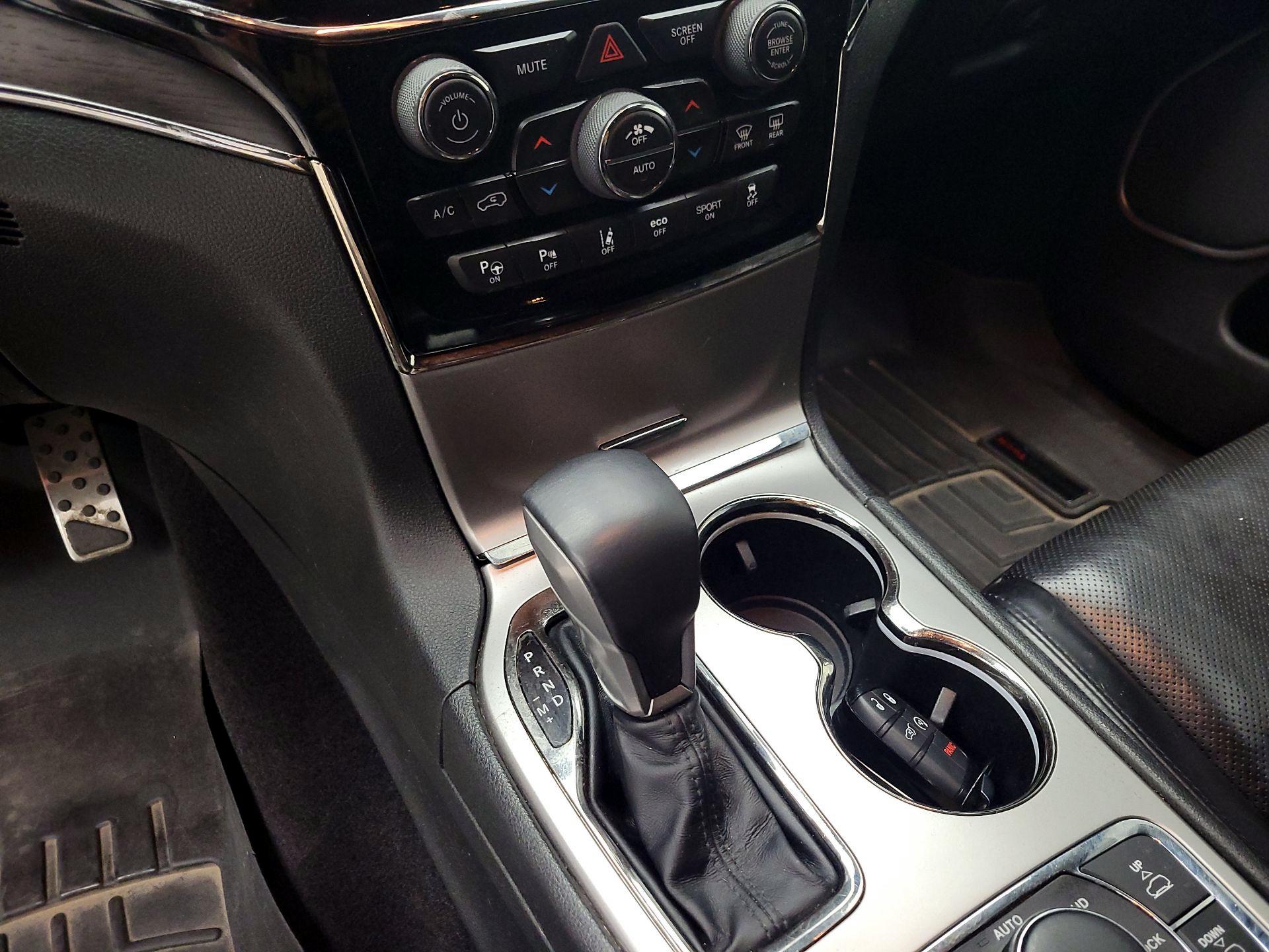 Thumbnail: 2019 Jeep Grand Cherokee - 18