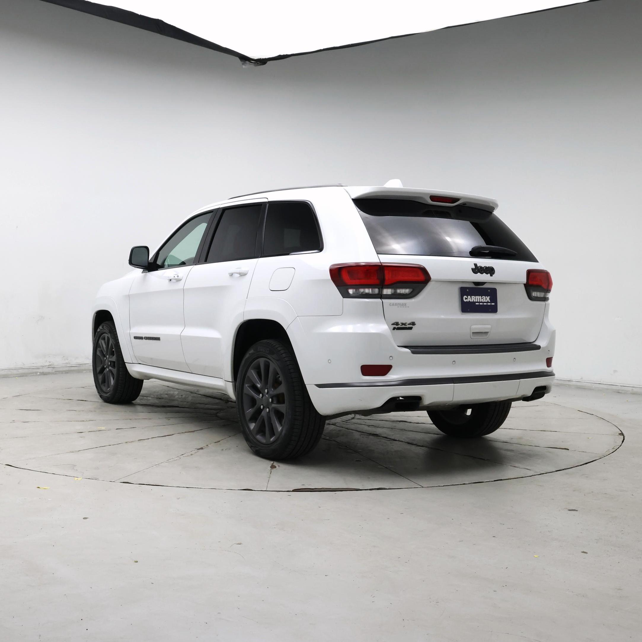 Thumbnail: 2019 Jeep Grand Cherokee - 2
