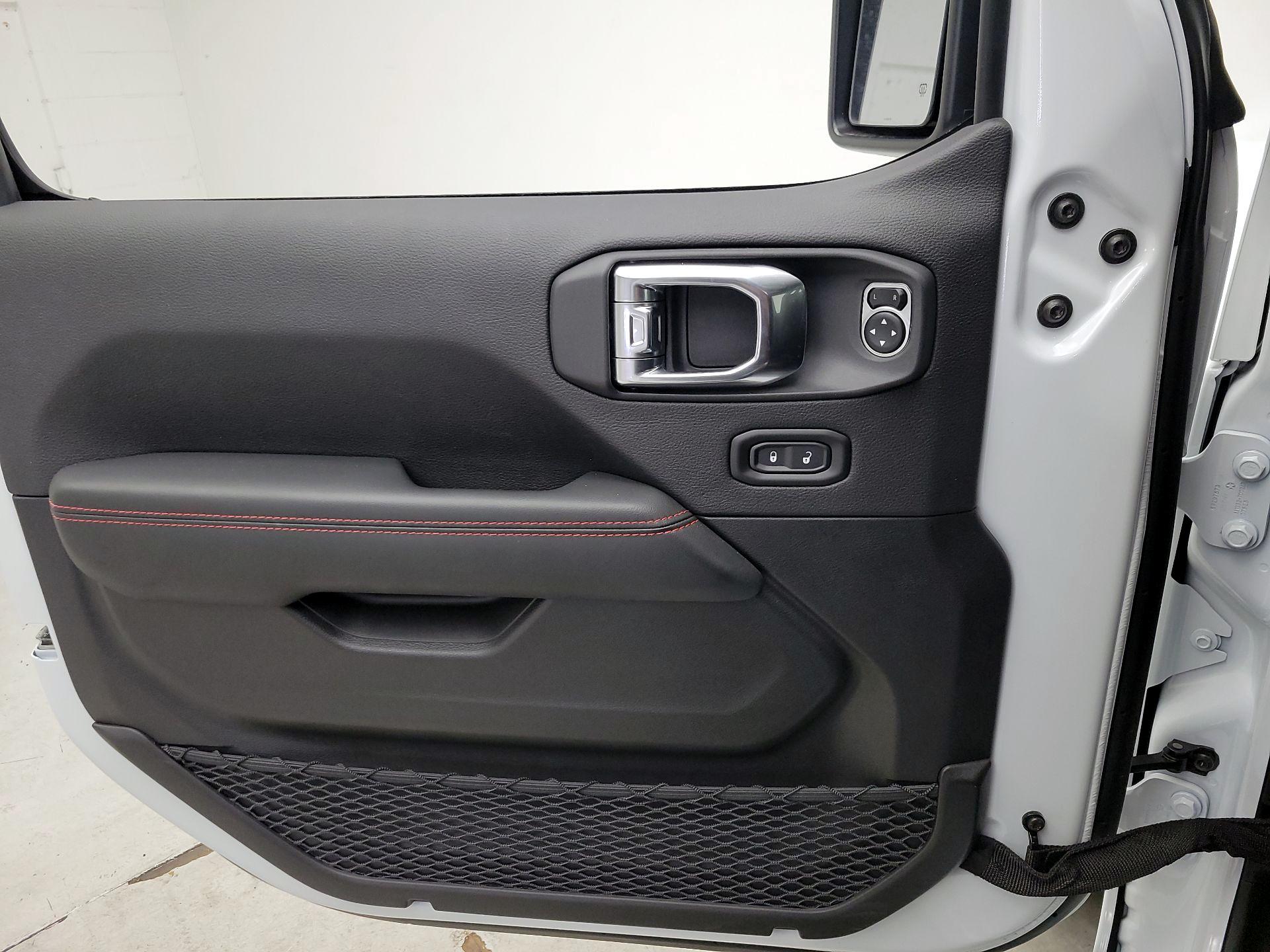 Thumbnail: 2025 Jeep Wrangler - 12