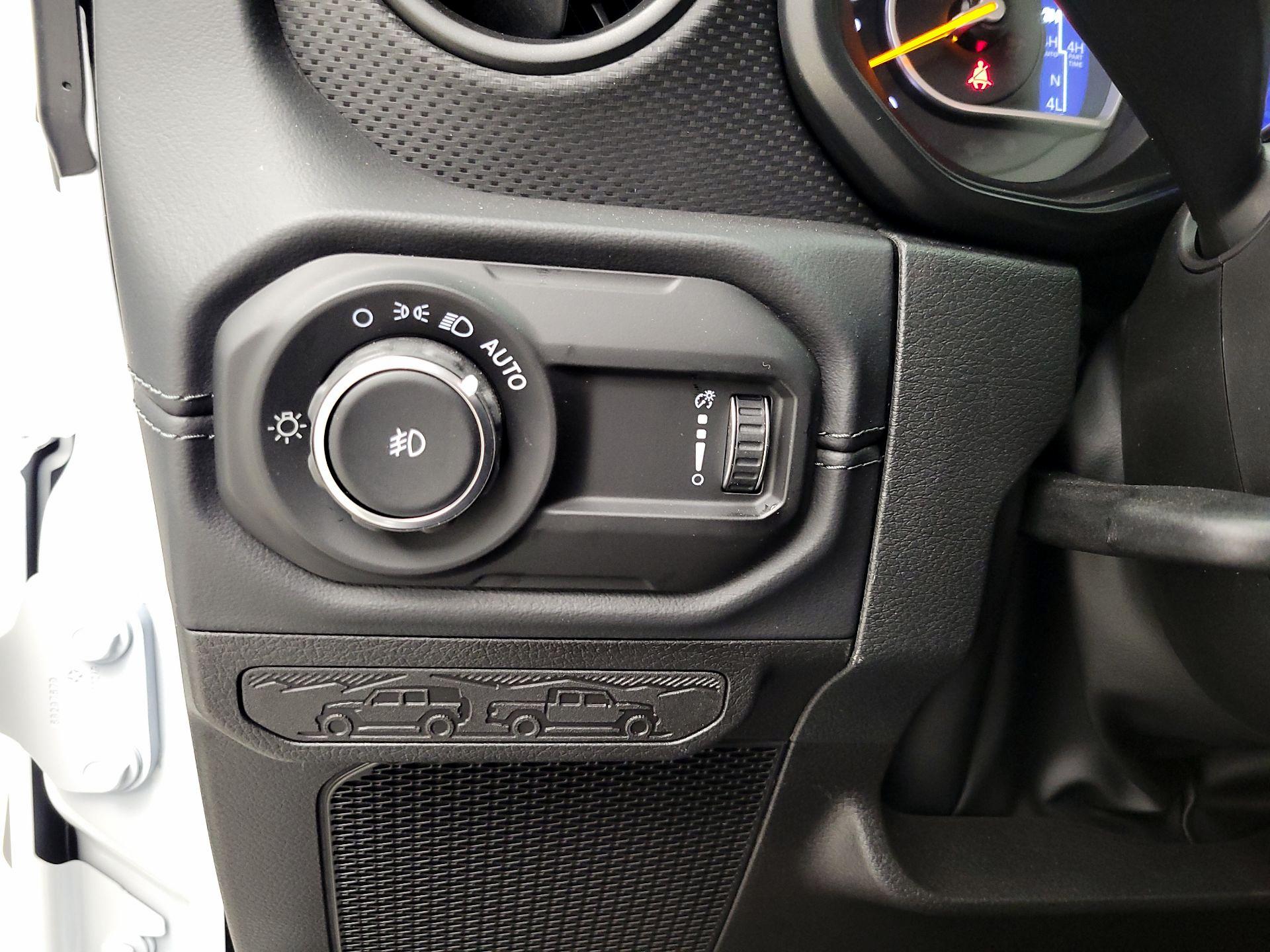 Thumbnail: 2025 Jeep Wrangler - 13