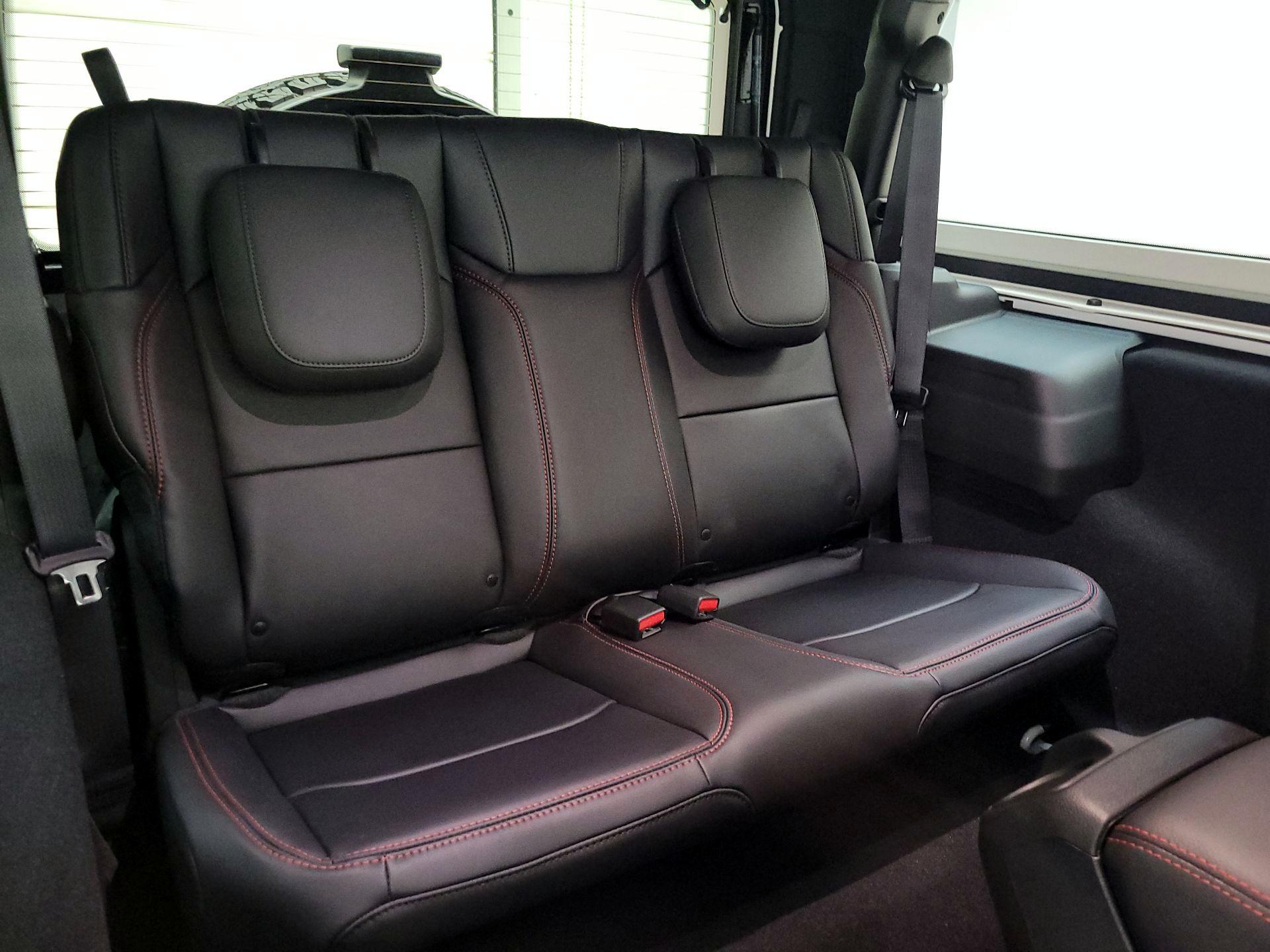 Thumbnail: 2025 Jeep Wrangler - 20