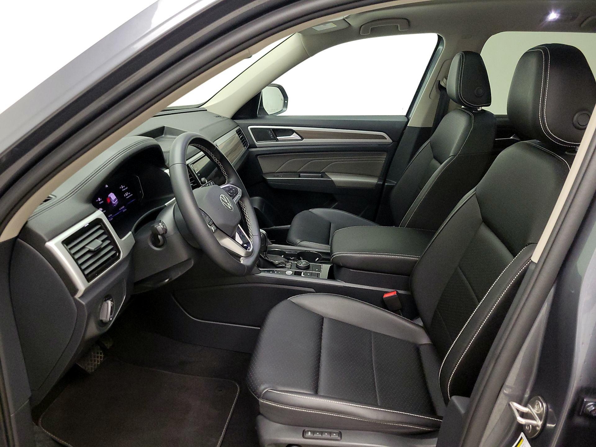 Thumbnail: 2023 Volkswagen Atlas - 11