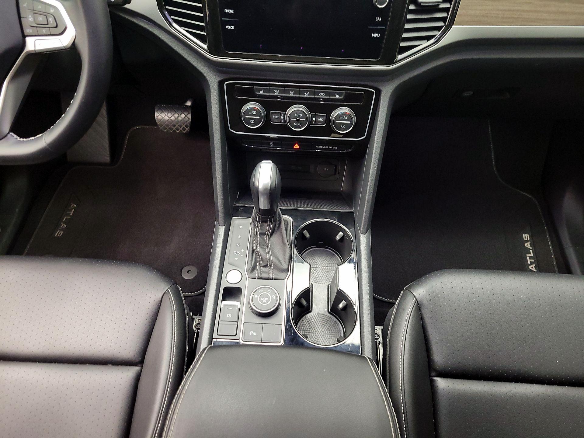 Thumbnail: 2023 Volkswagen Atlas - 18