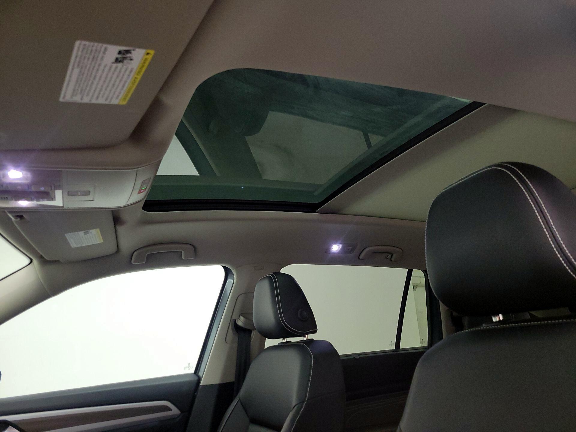 Thumbnail: 2023 Volkswagen Atlas - 20