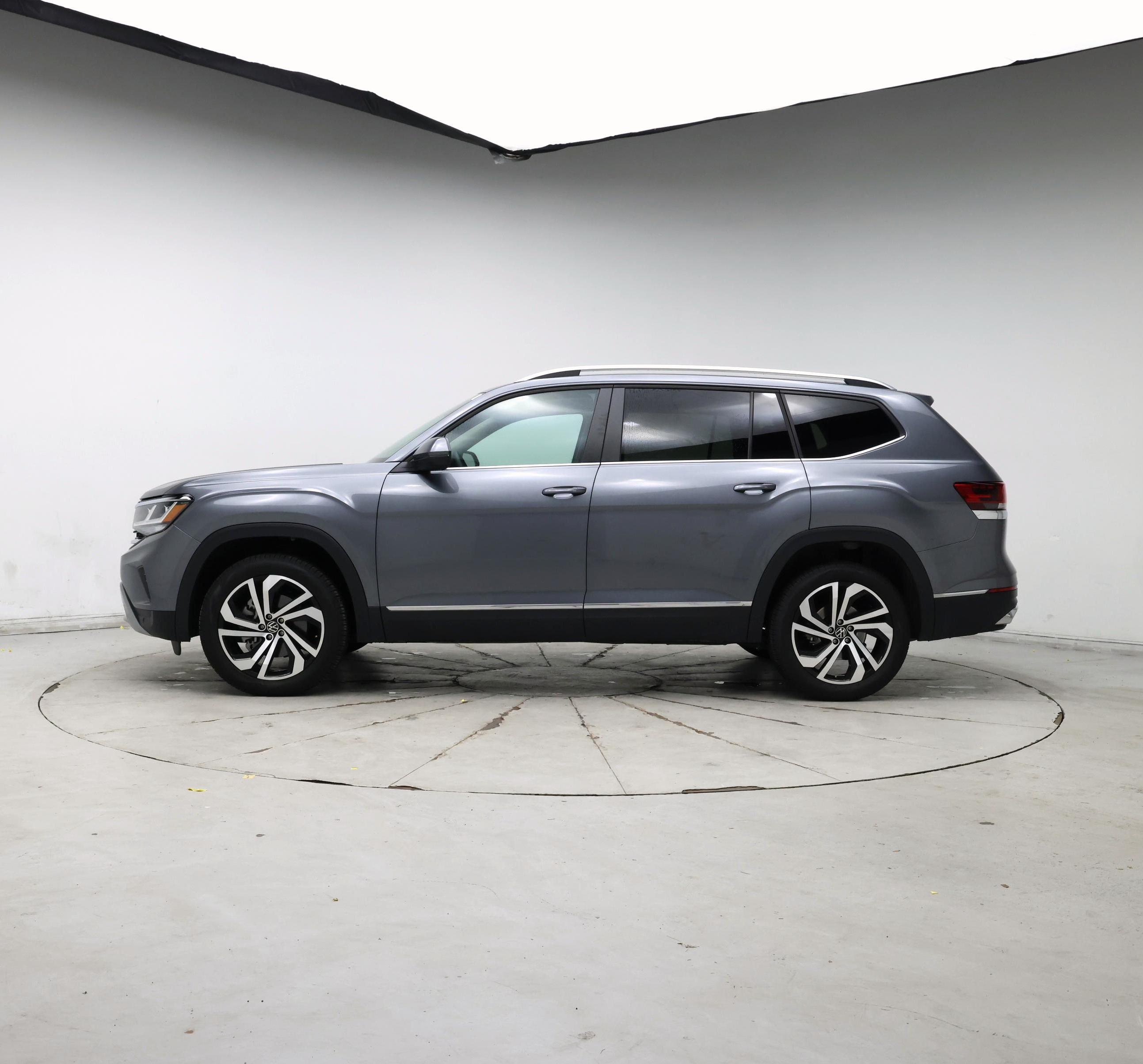 Thumbnail: 2023 Volkswagen Atlas - 3