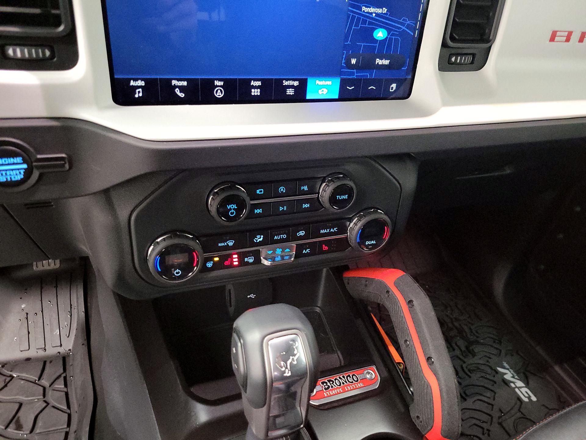 Thumbnail: 2025 Ford Bronco - 17