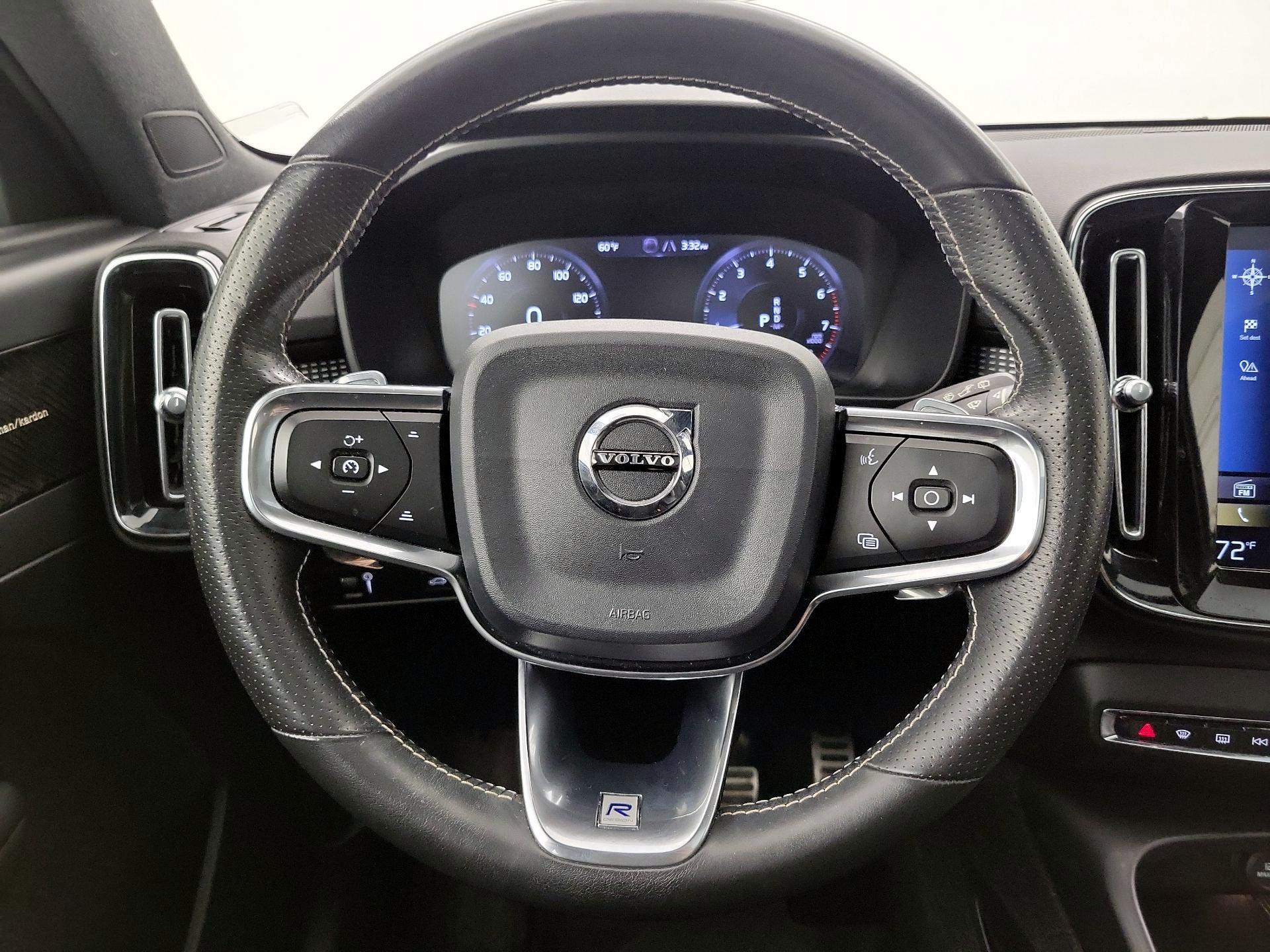 Thumbnail: 2020 Volvo XC40 - 10