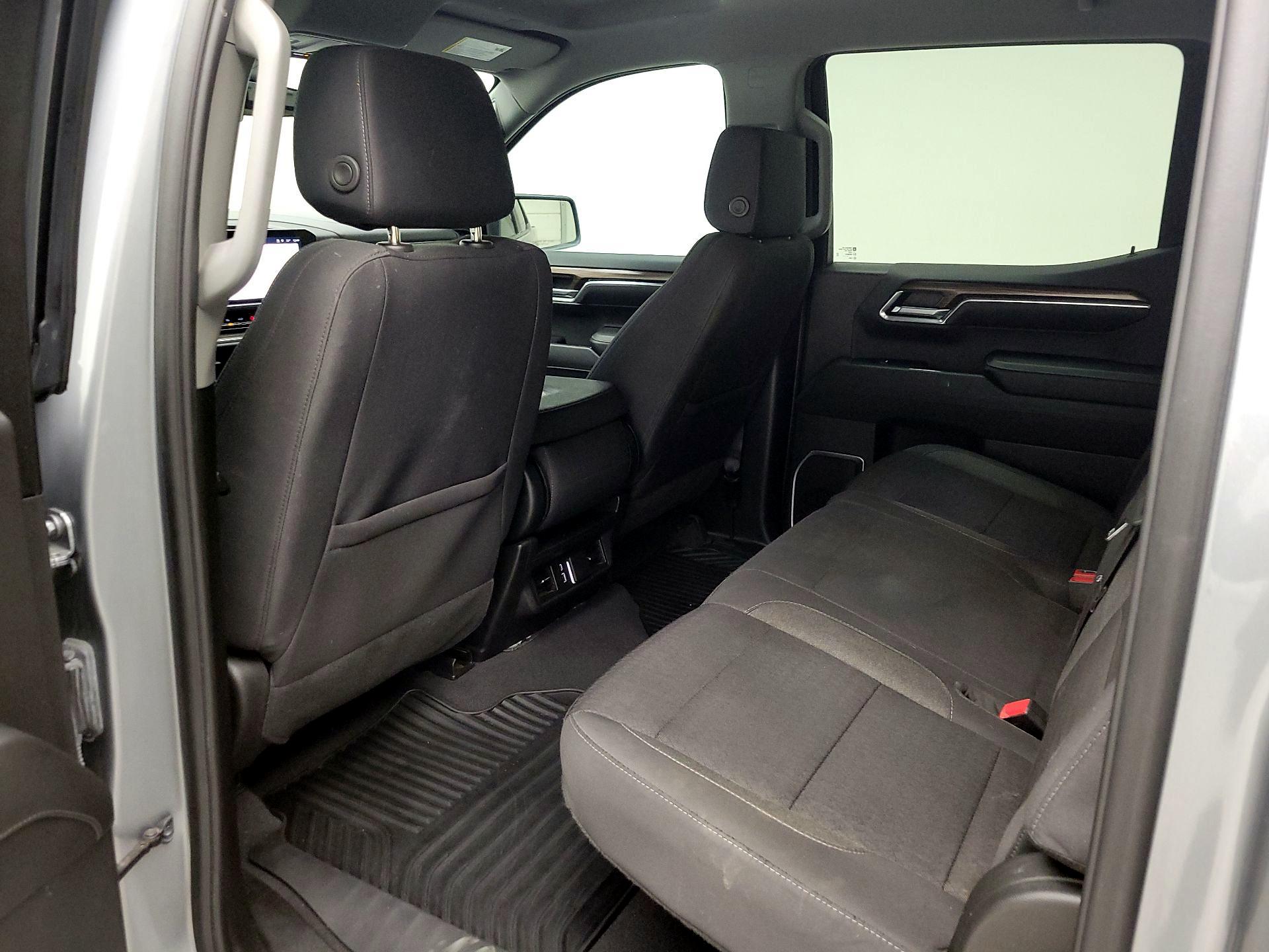 Thumbnail: 2024 Chevrolet Silverado 1500 - 20