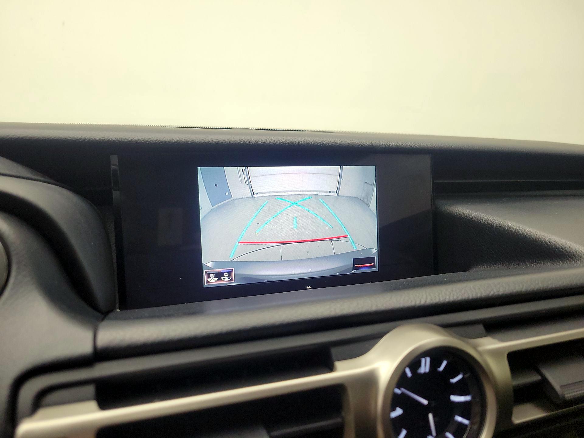 Thumbnail: 2019 Lexus RC - 15