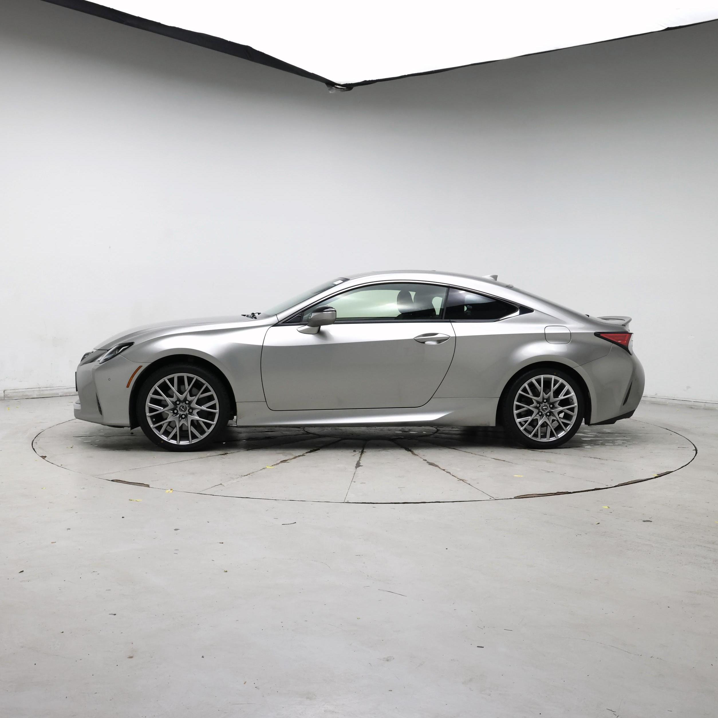 Thumbnail: 2019 Lexus RC - 3