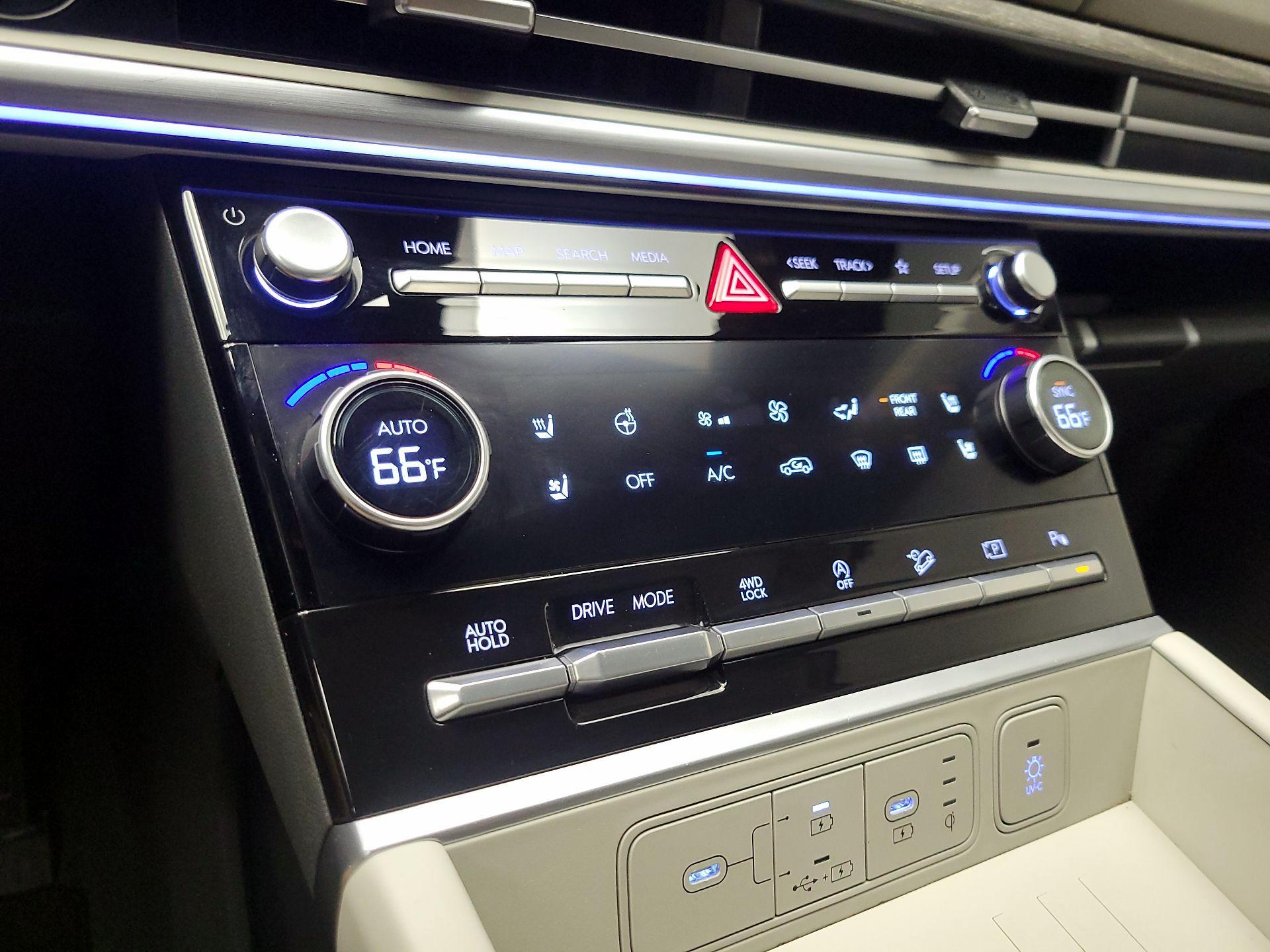 Thumbnail: 2024 Hyundai Santa Fe - 17