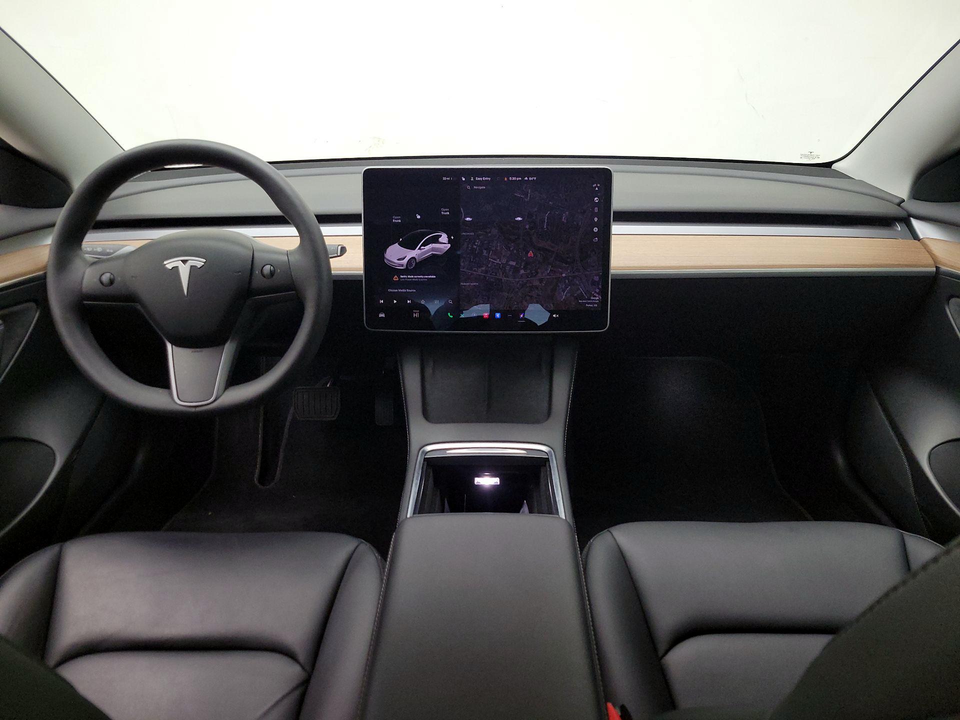 Thumbnail: 2022 Tesla Model 3 - 9