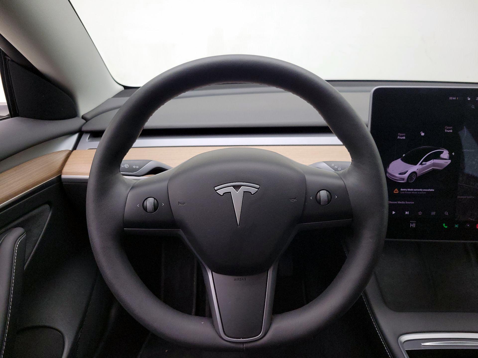 Thumbnail: 2022 Tesla Model 3 - 10