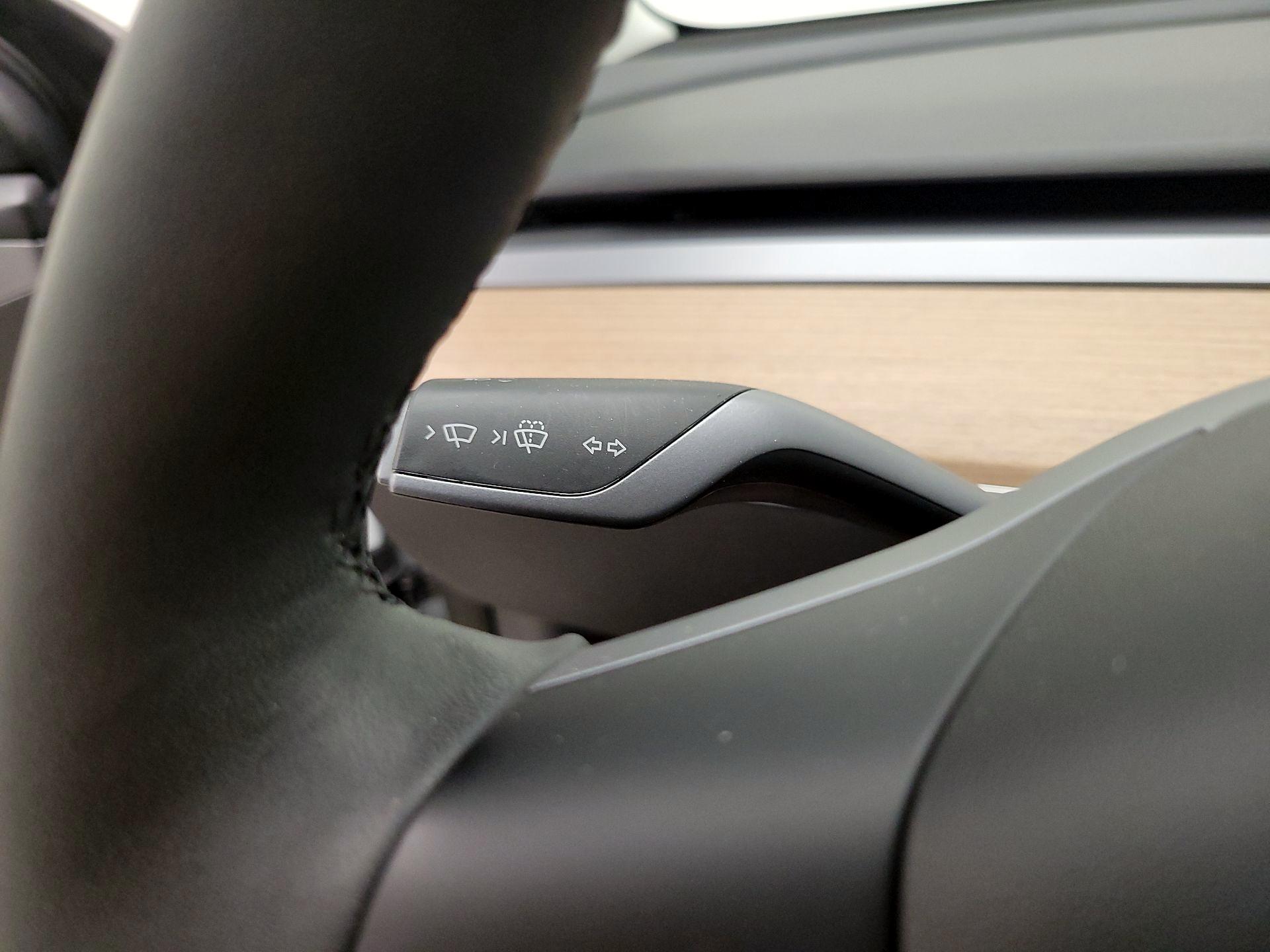 Thumbnail: 2022 Tesla Model 3 - 13