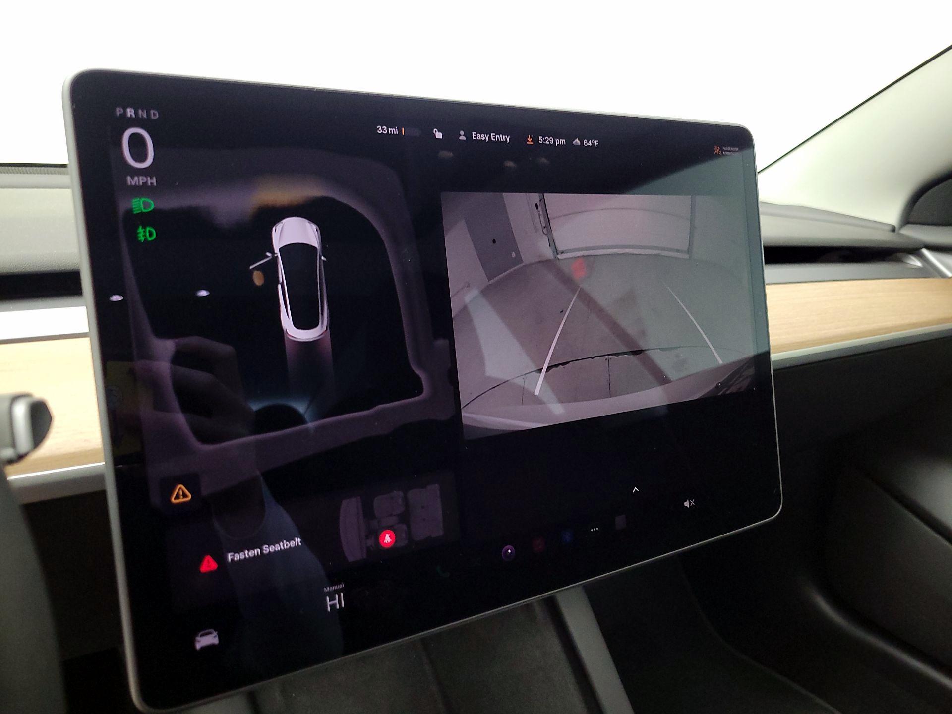 Thumbnail: 2022 Tesla Model 3 - 15