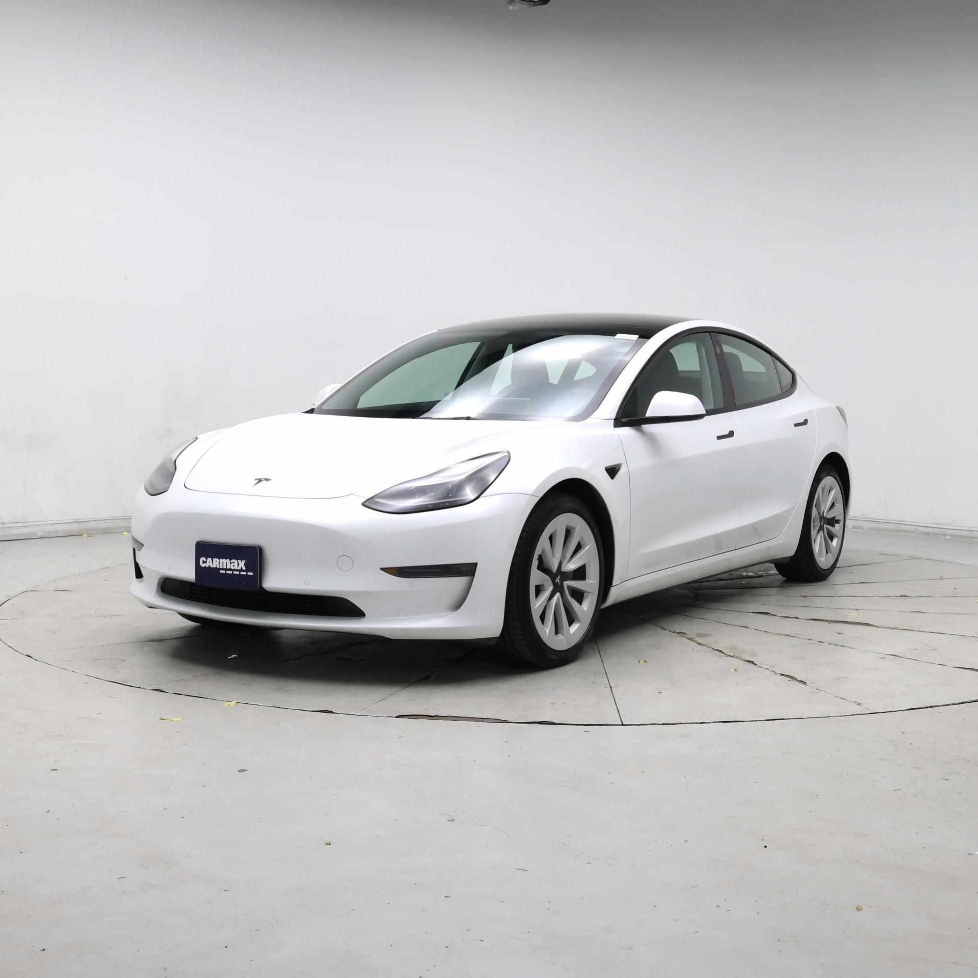 Thumbnail: 2022 Tesla Model 3 - 4