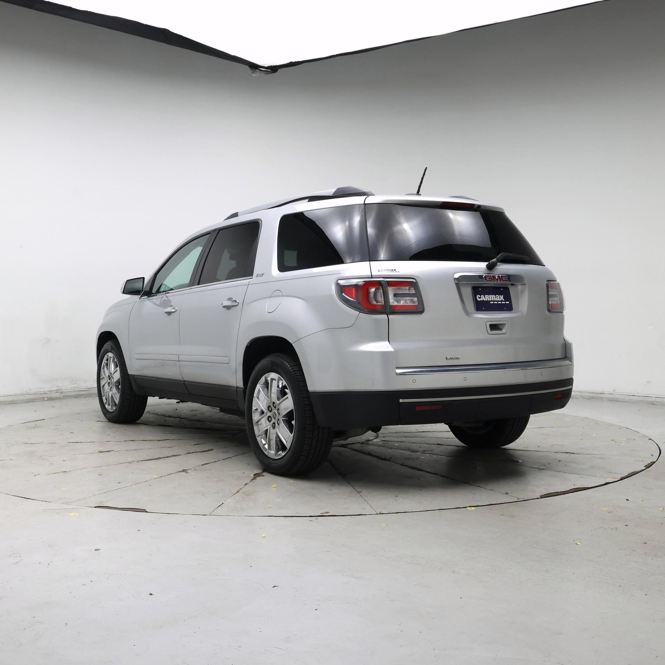 Thumbnail: 2017 GMC Acadia - 2