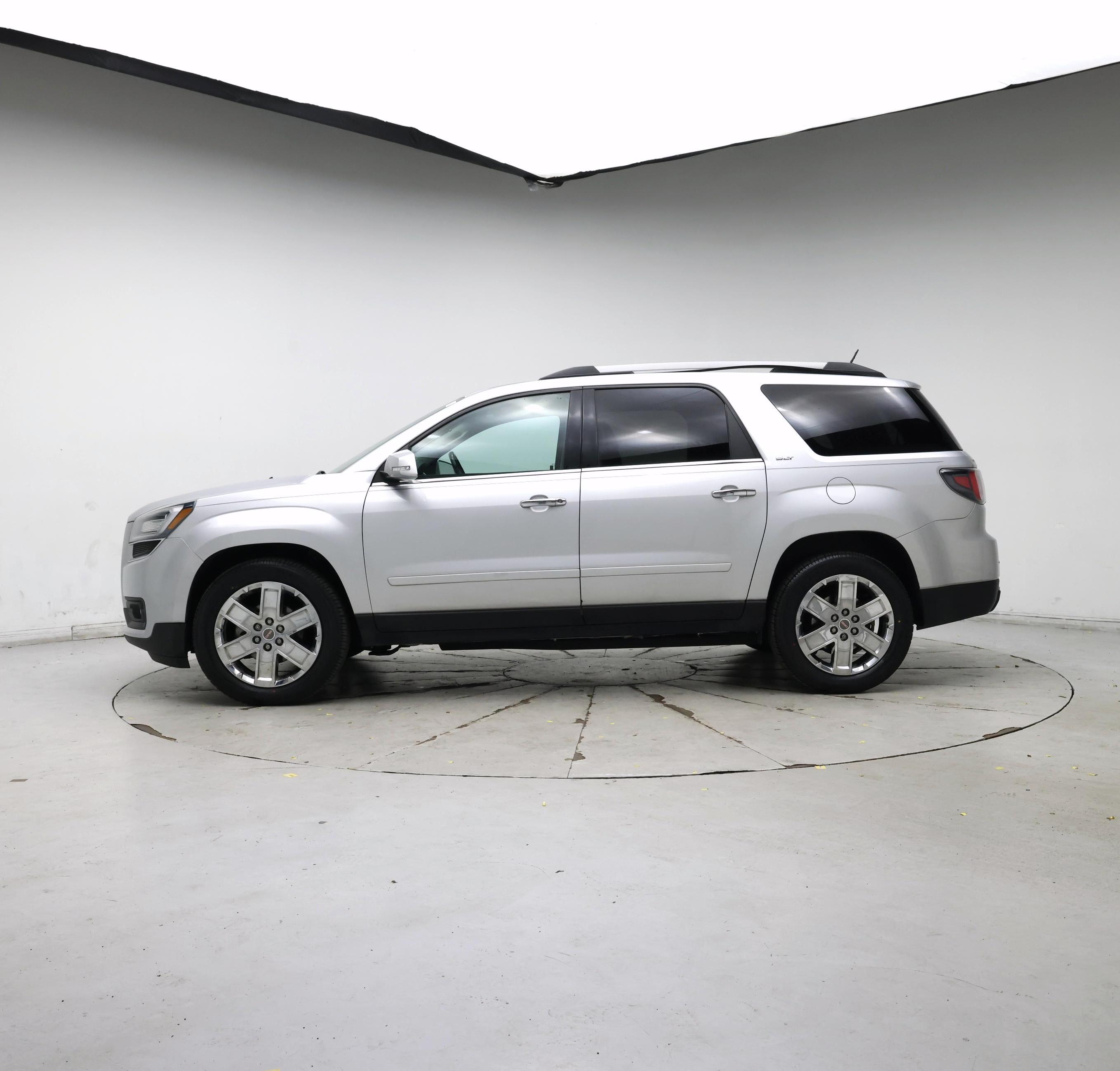 Thumbnail: 2017 GMC Acadia - 3