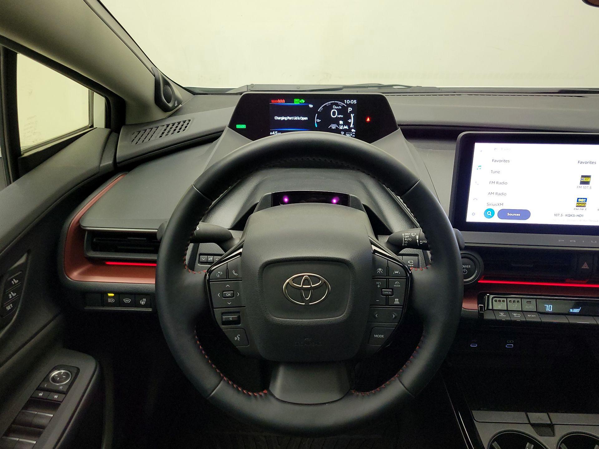 Thumbnail: 2024 Toyota Prius Prime - 10