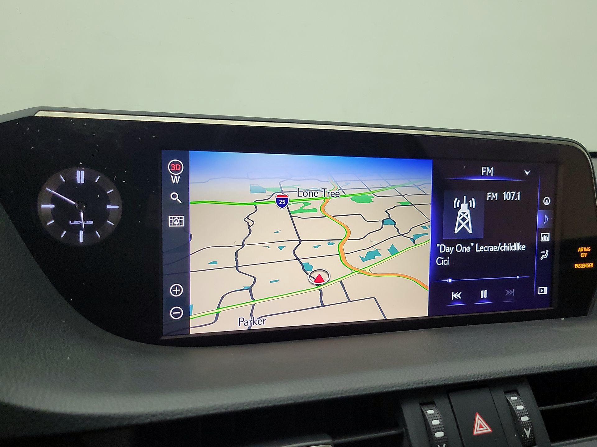 Thumbnail: 2021 Lexus ES - 14