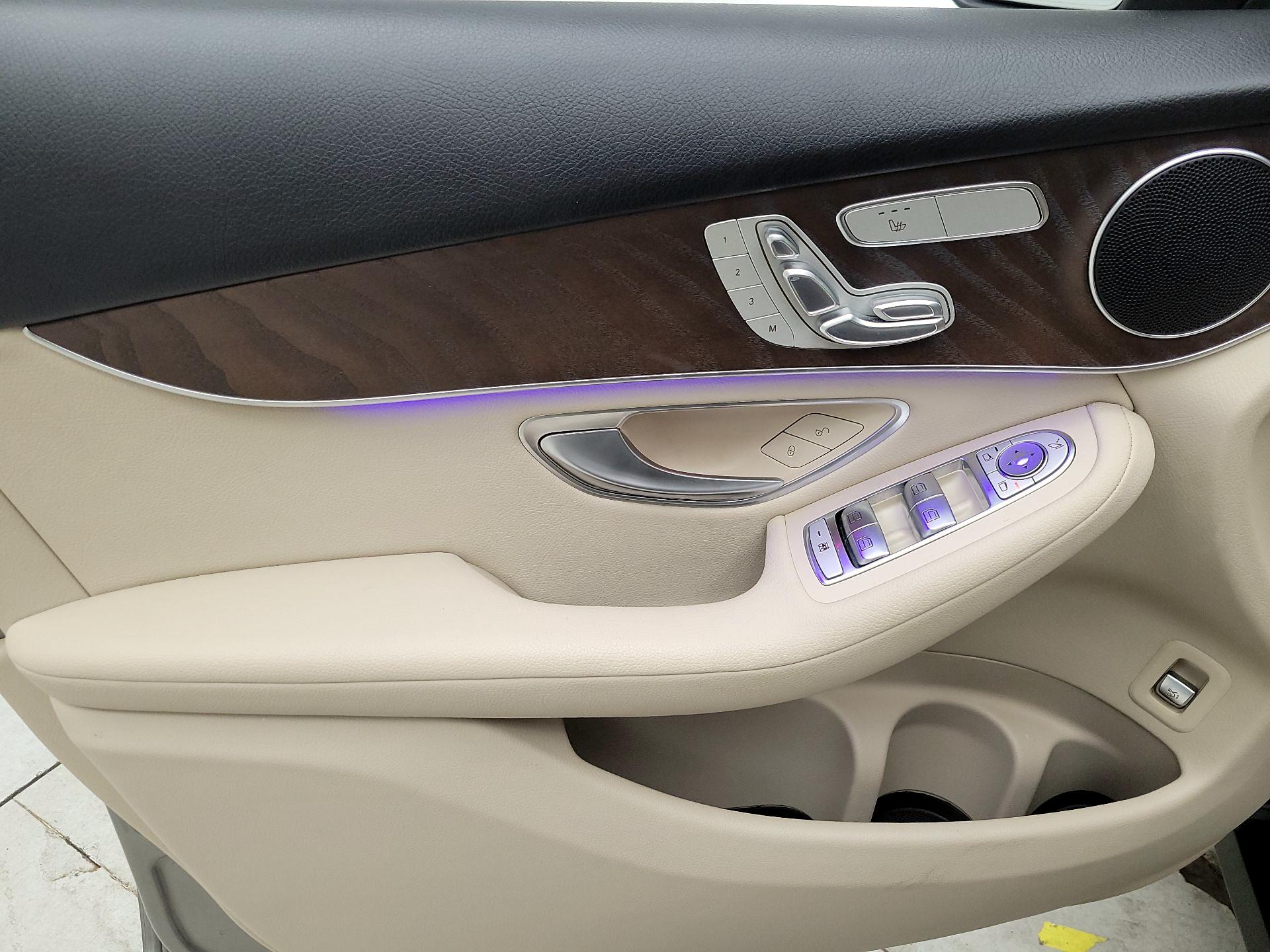 Thumbnail: 2021 Mercedes-Benz GLC - 12