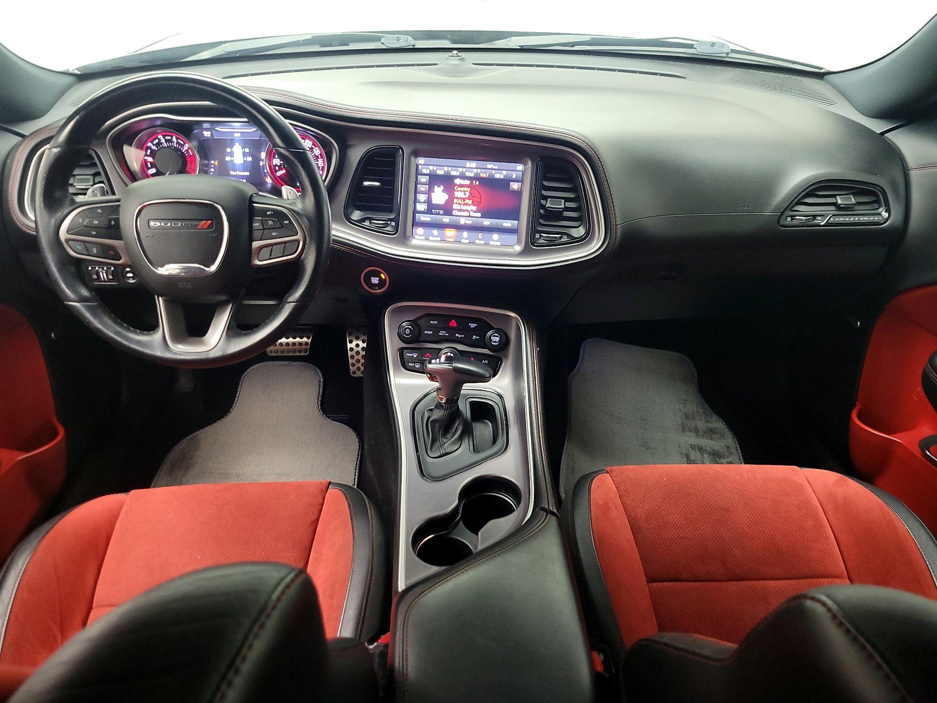 Thumbnail: 2022 Dodge Challenger - 9